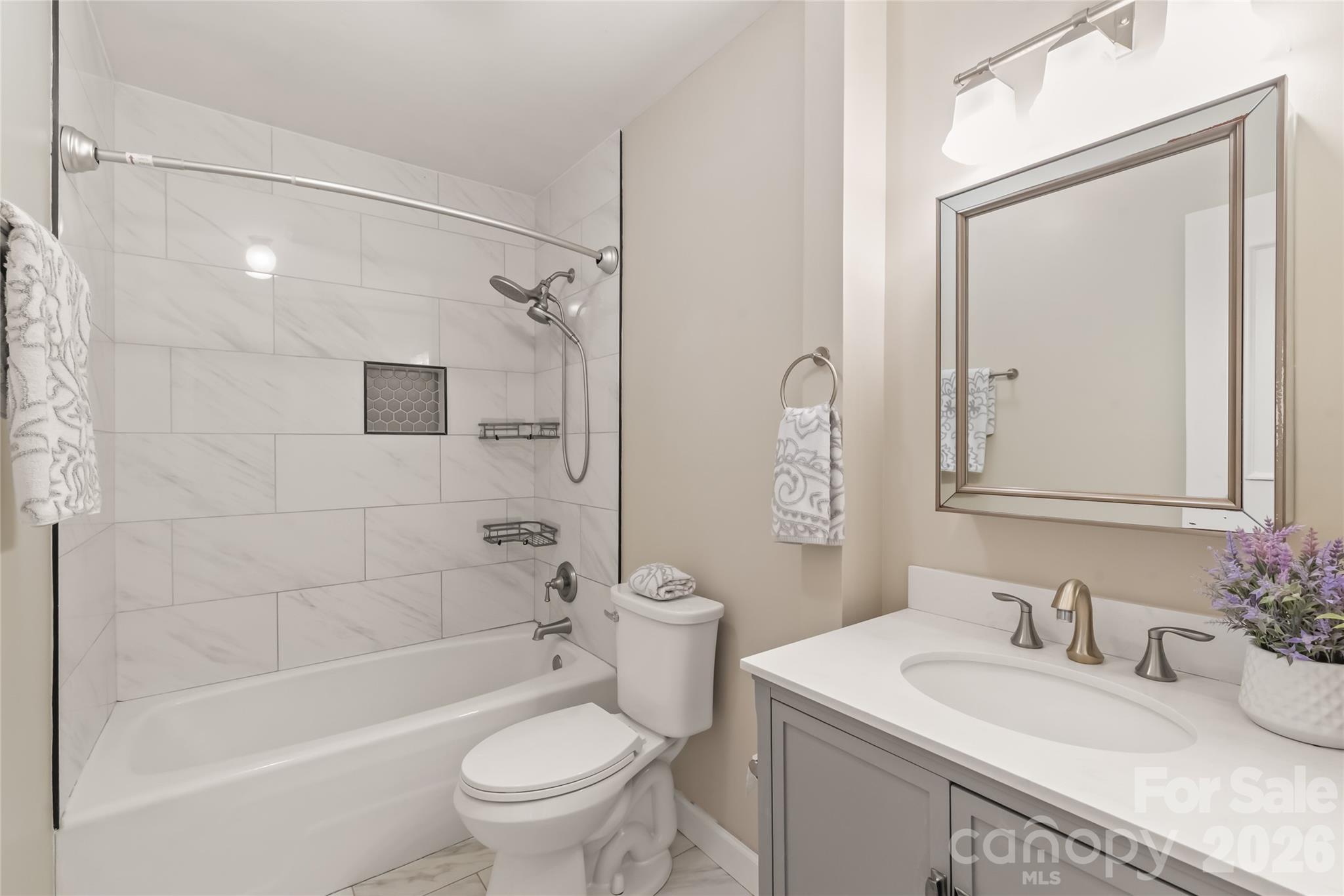 8410 Cricket Lake Drive — Charlotte