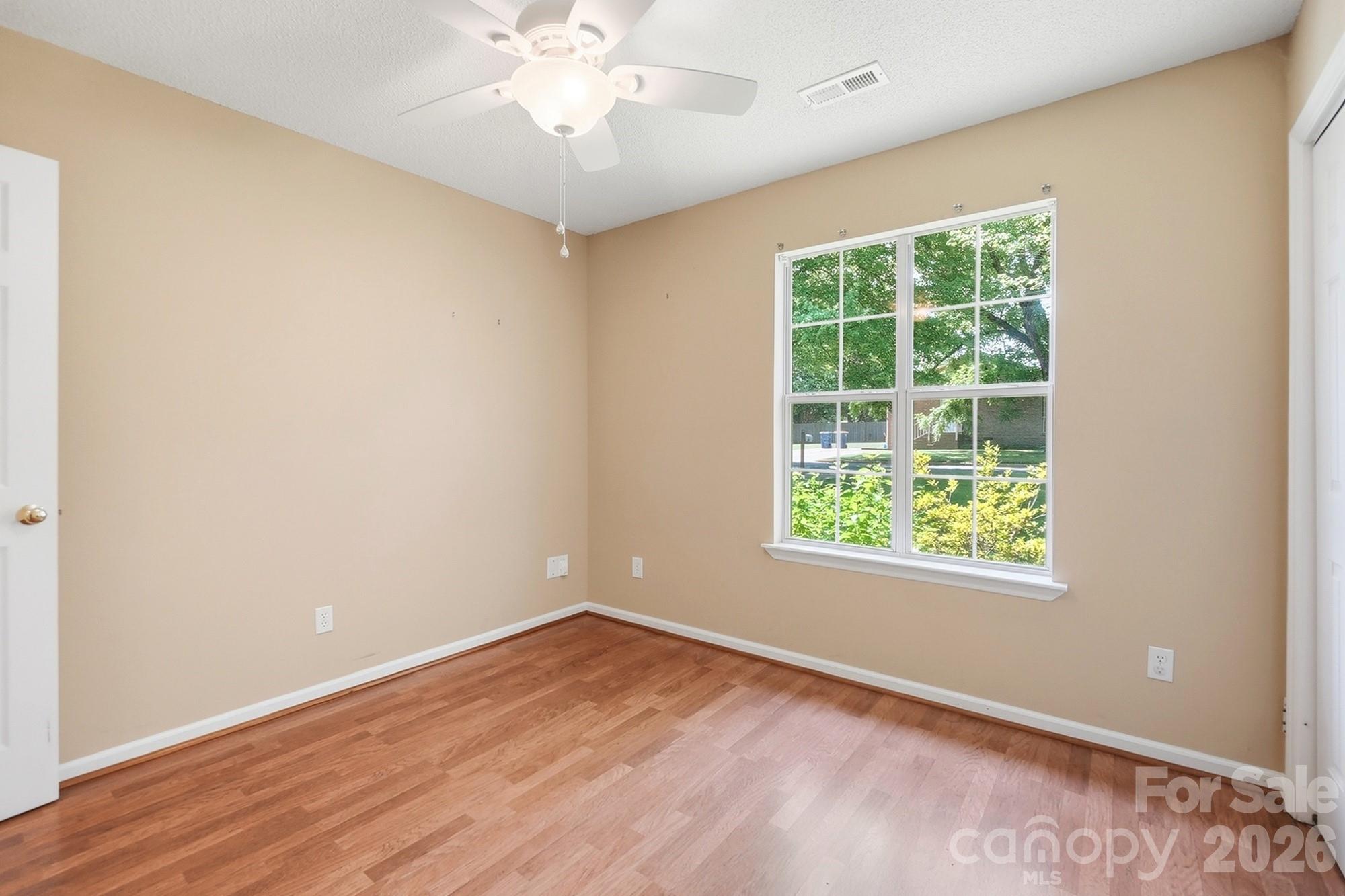 2101 Palm Lane — Belmont