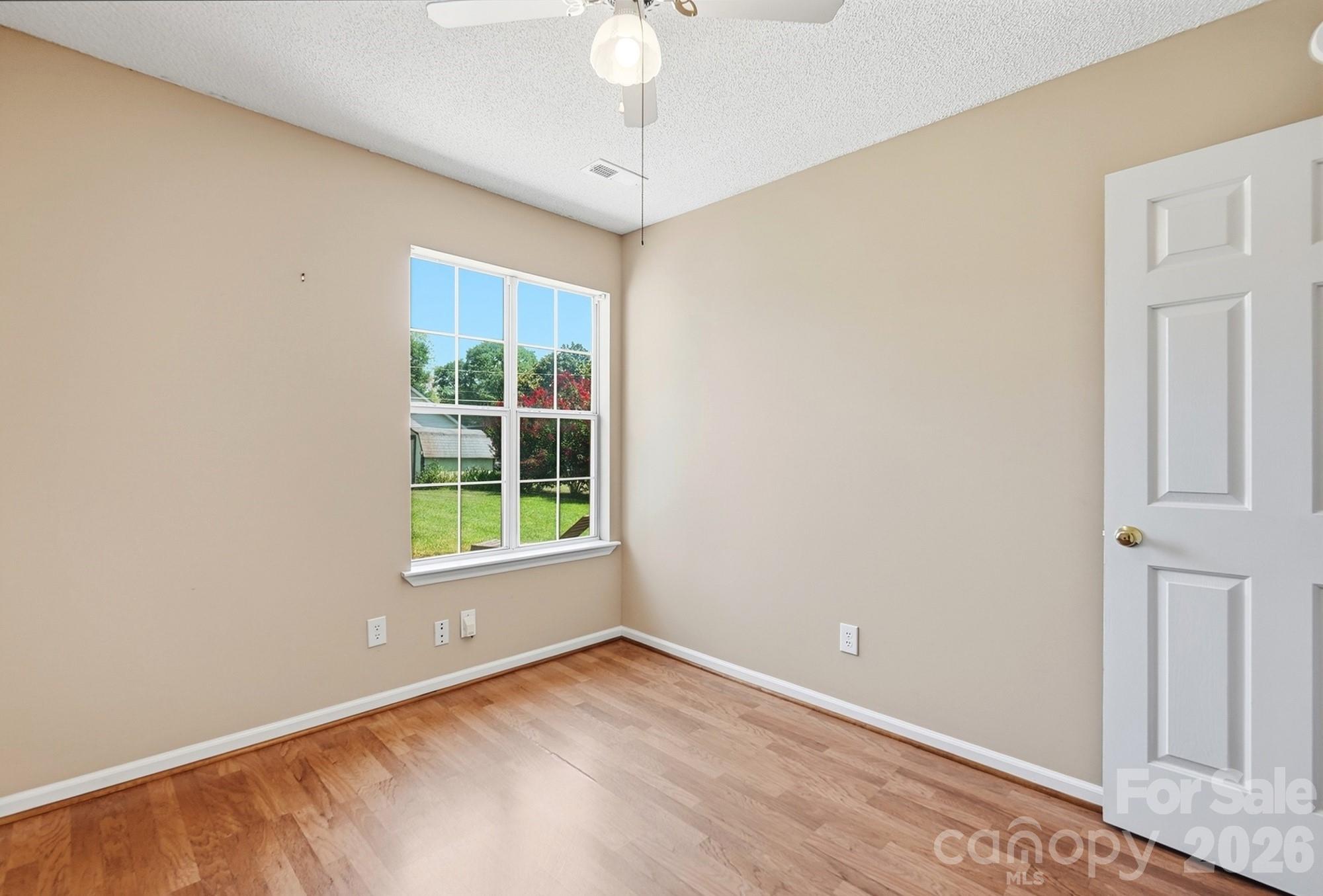 2101 Palm Lane — Belmont