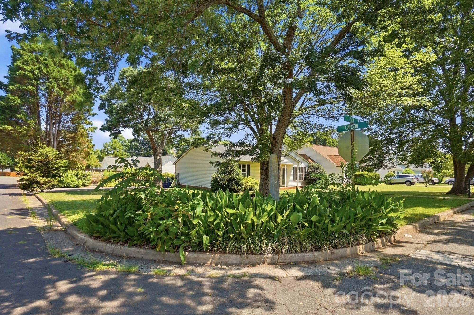 2101 Palm Lane — Belmont