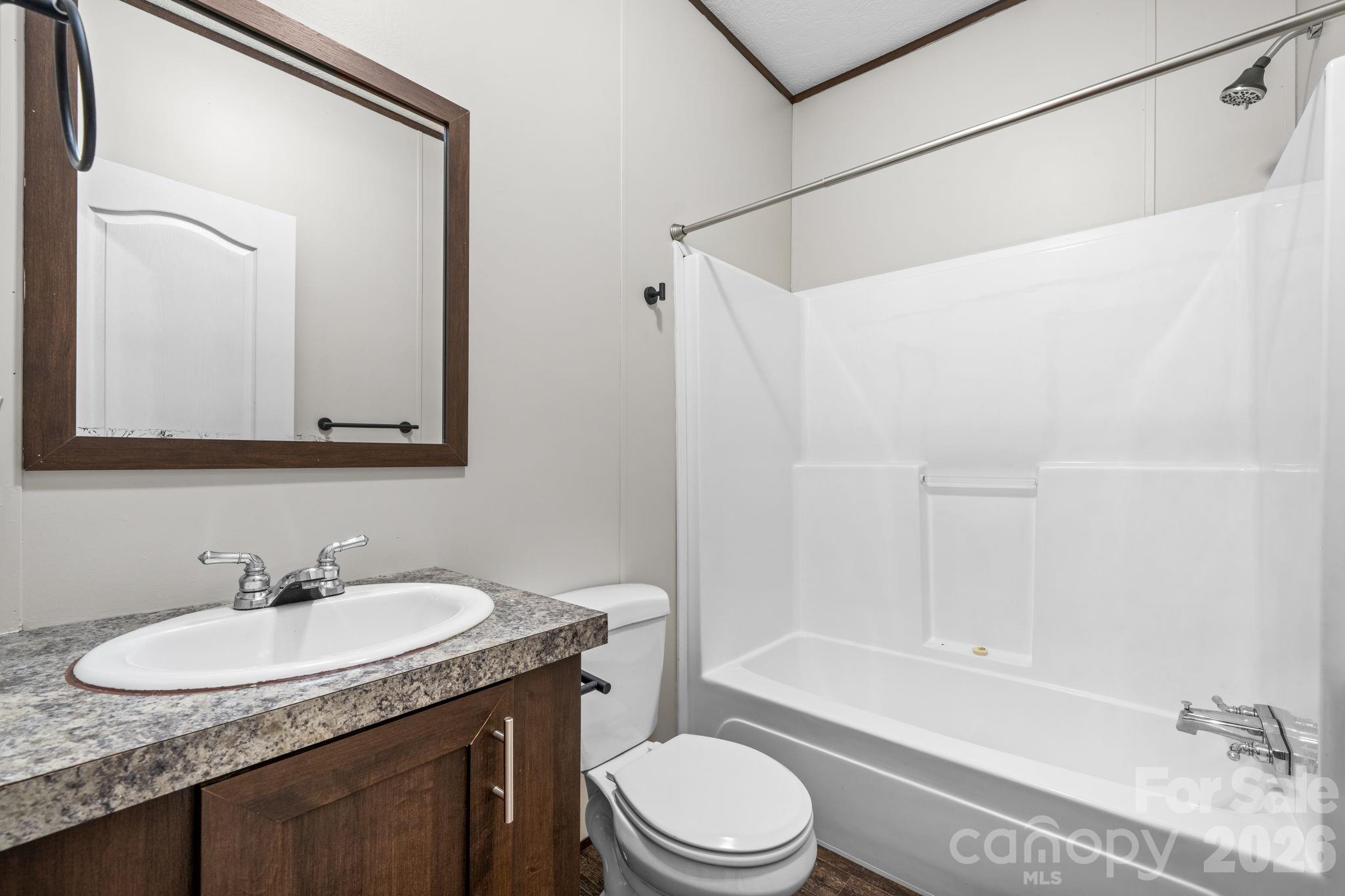 2876 Burma Road E — Nebo