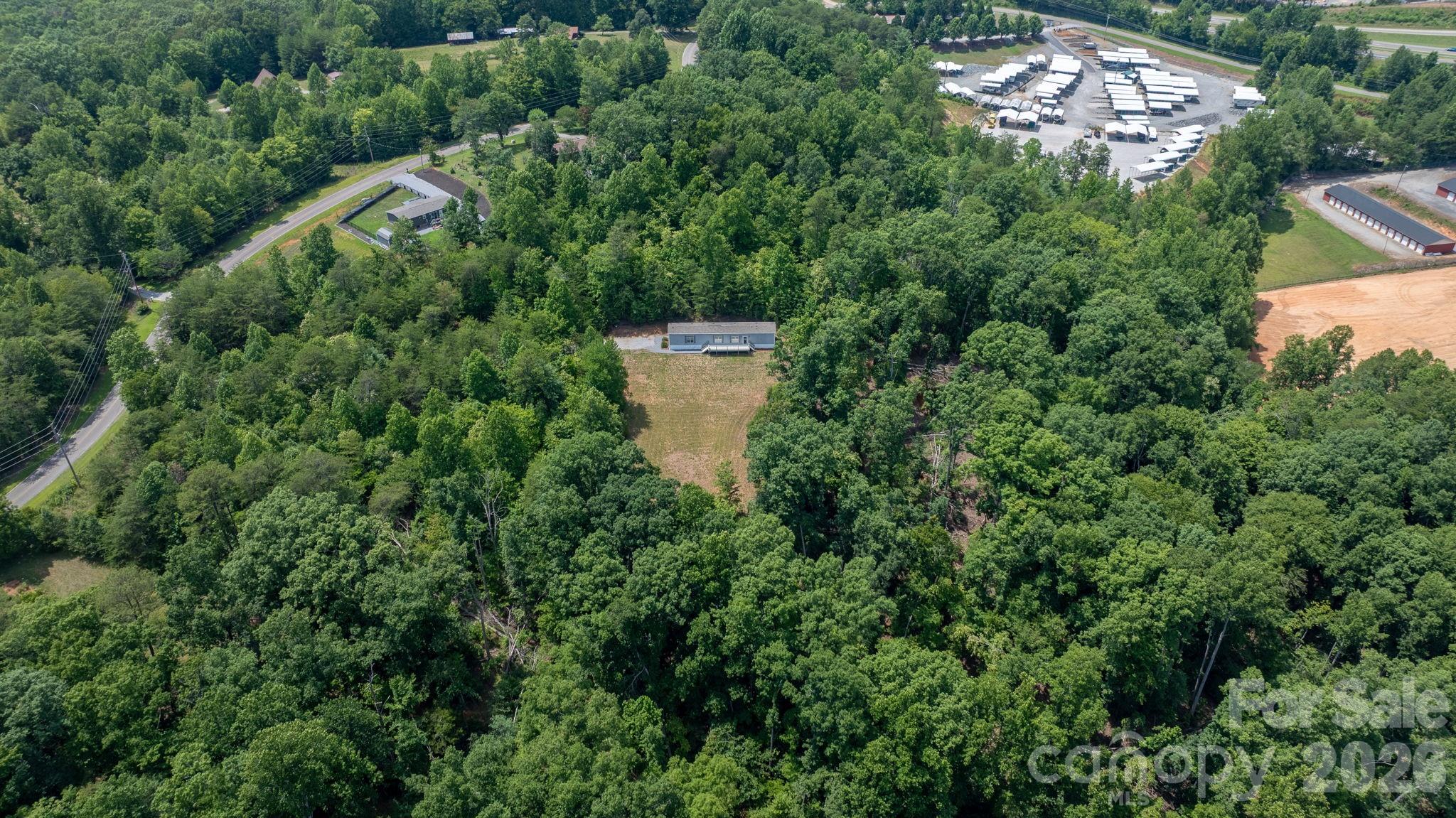2876 Burma Road E — Nebo