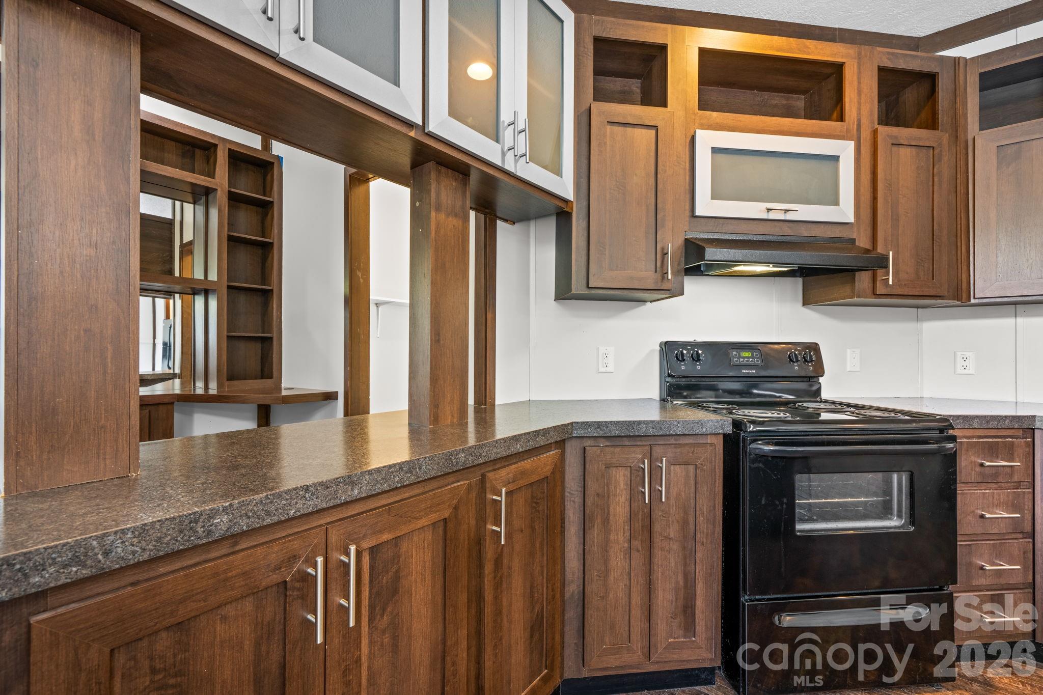 2876 Burma Road E — Nebo