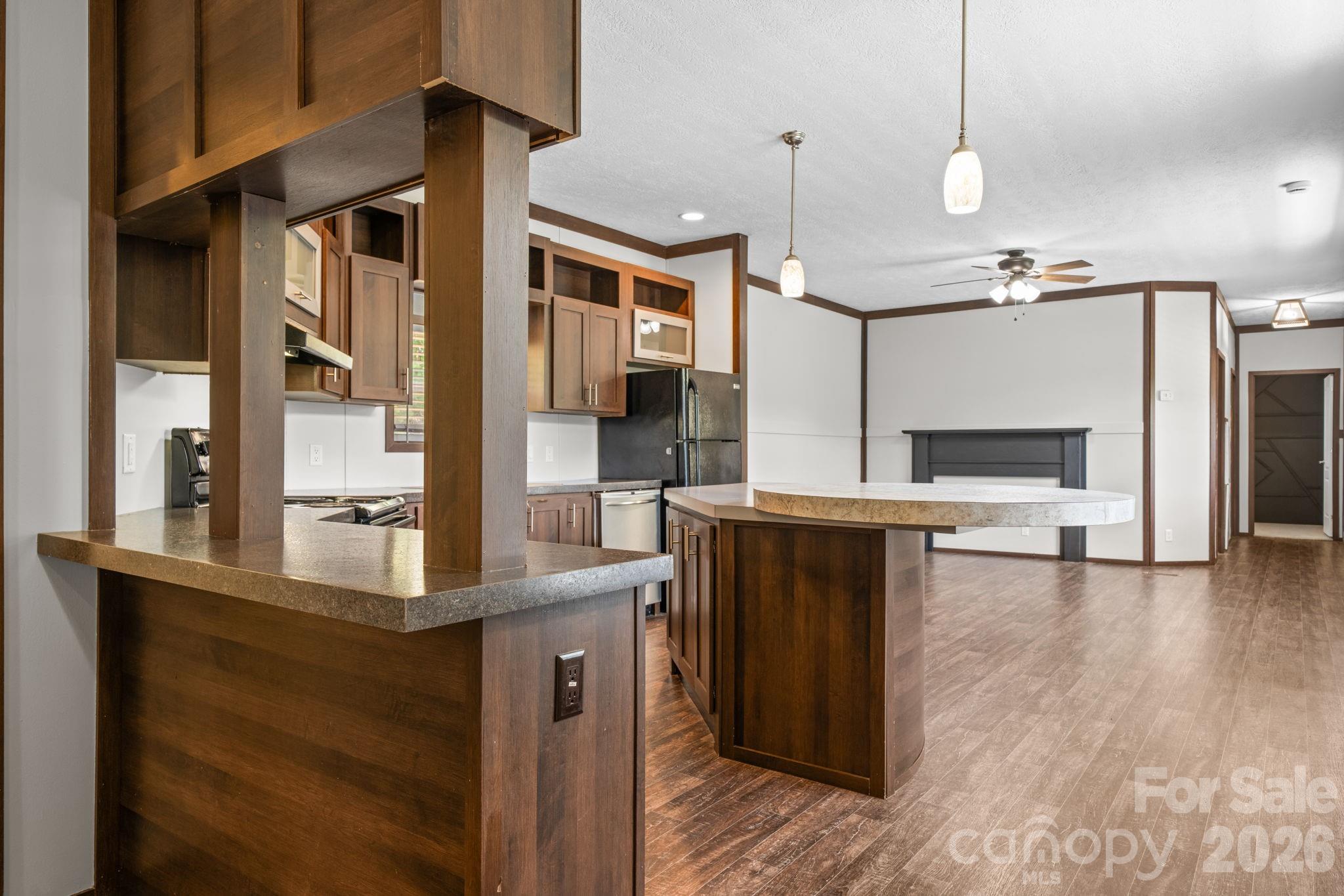 2876 Burma Road E — Nebo
