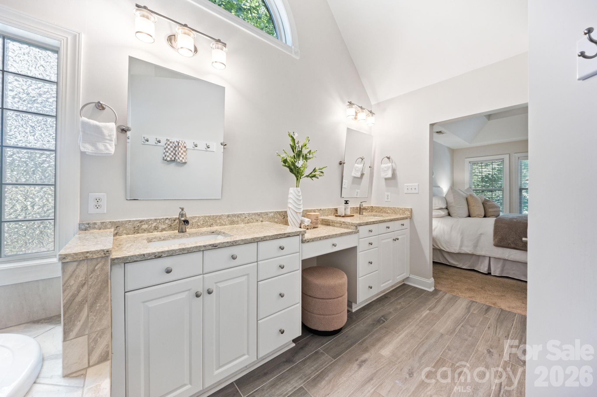 5355 Shannamara Drive — Matthews