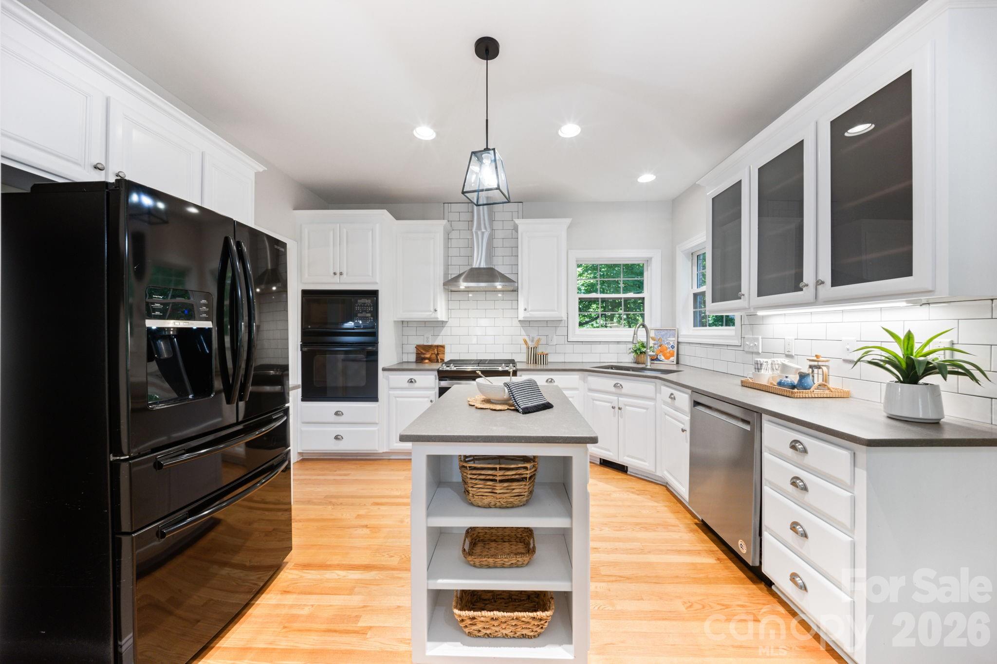 5355 Shannamara Drive — Matthews