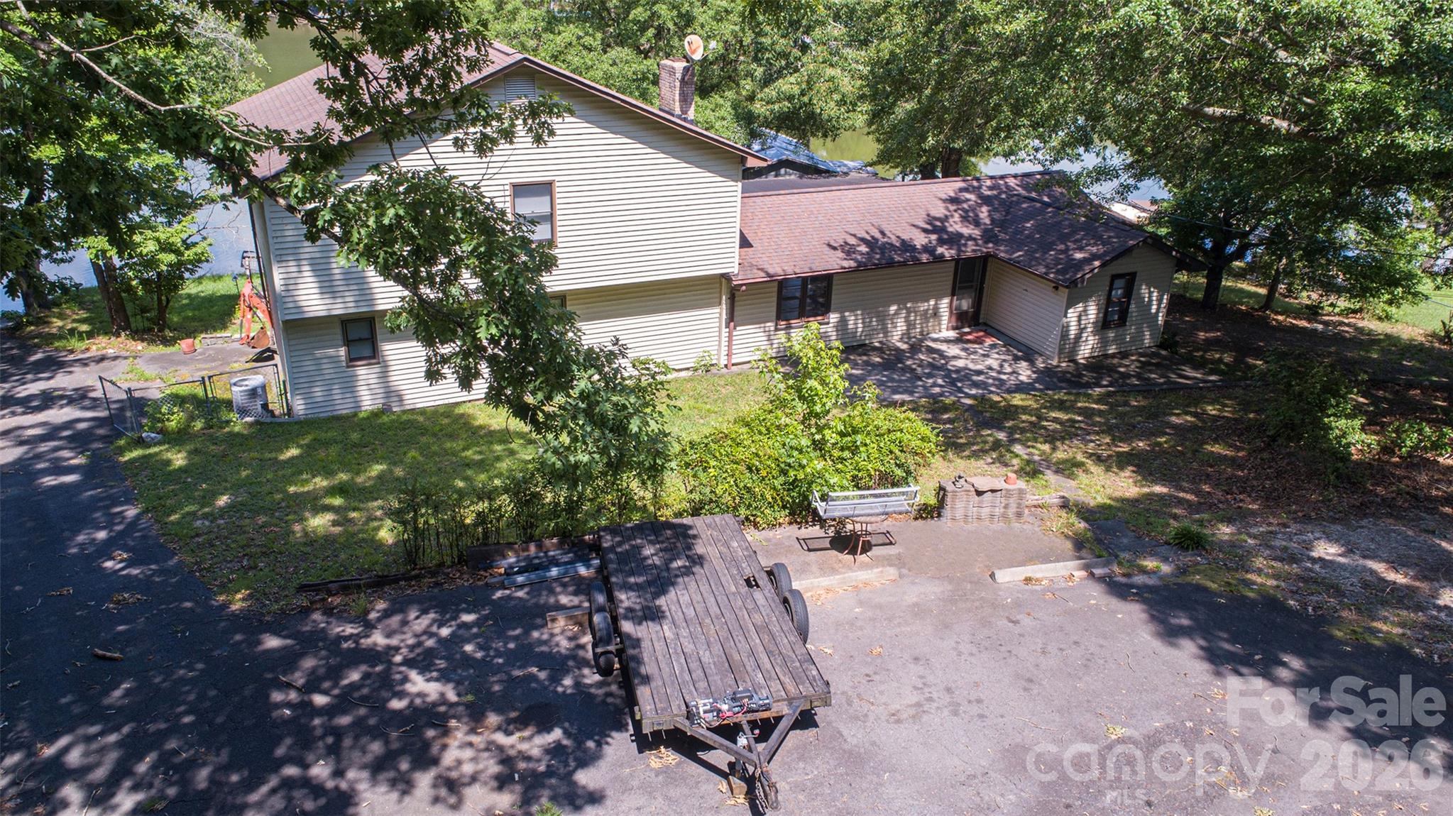 15722 Rhinehill Road — Charlotte