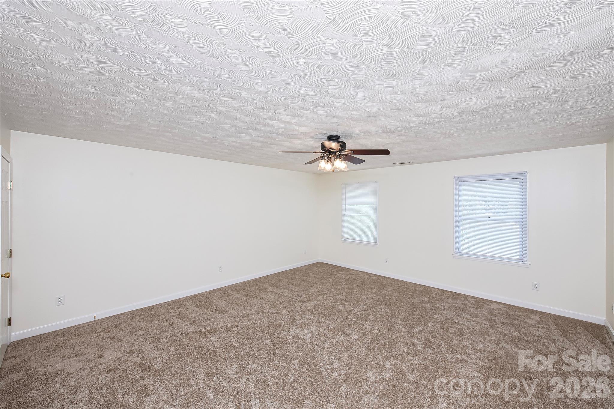 15722 Rhinehill Road — Charlotte