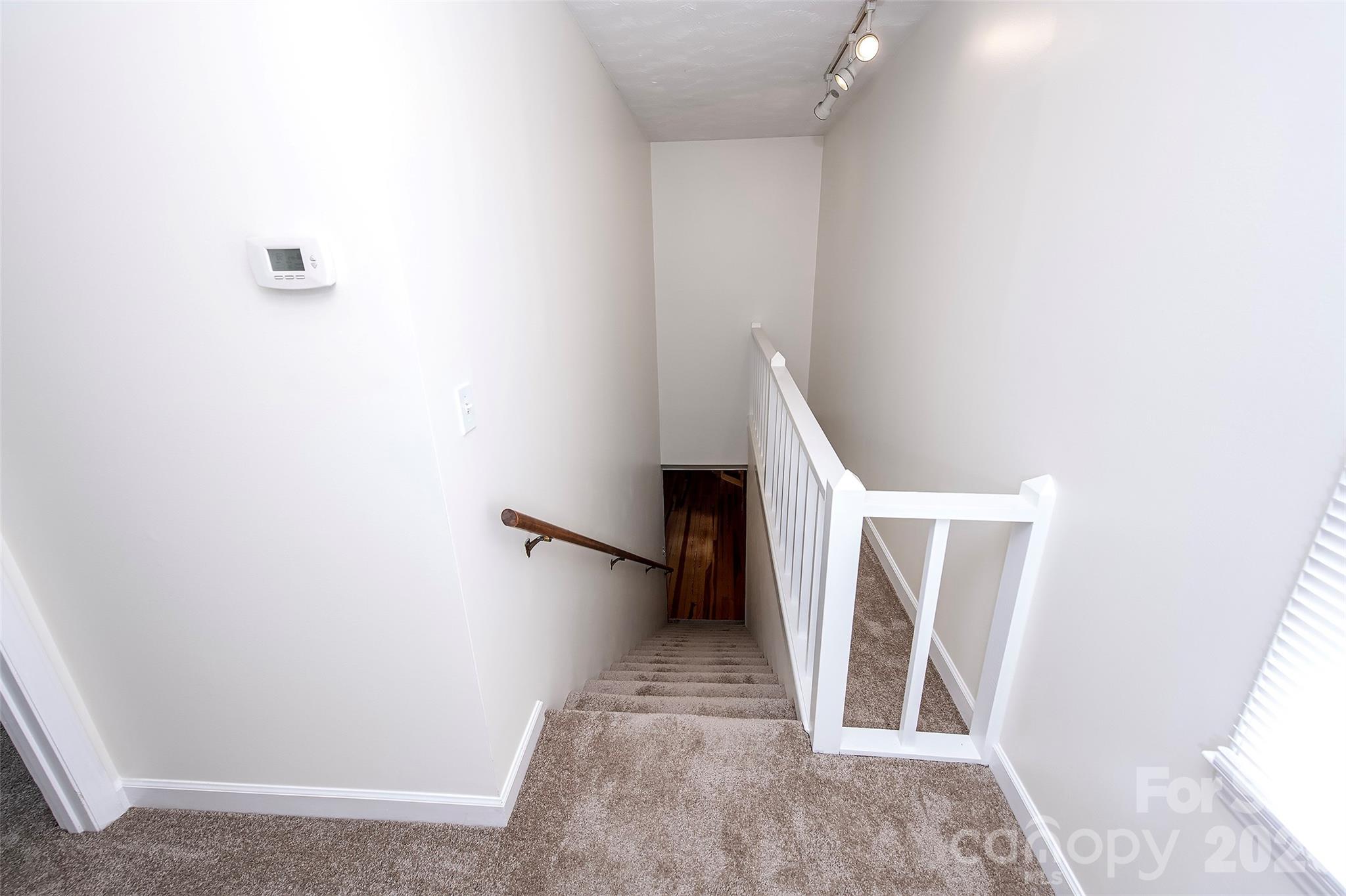 15722 Rhinehill Road — Charlotte