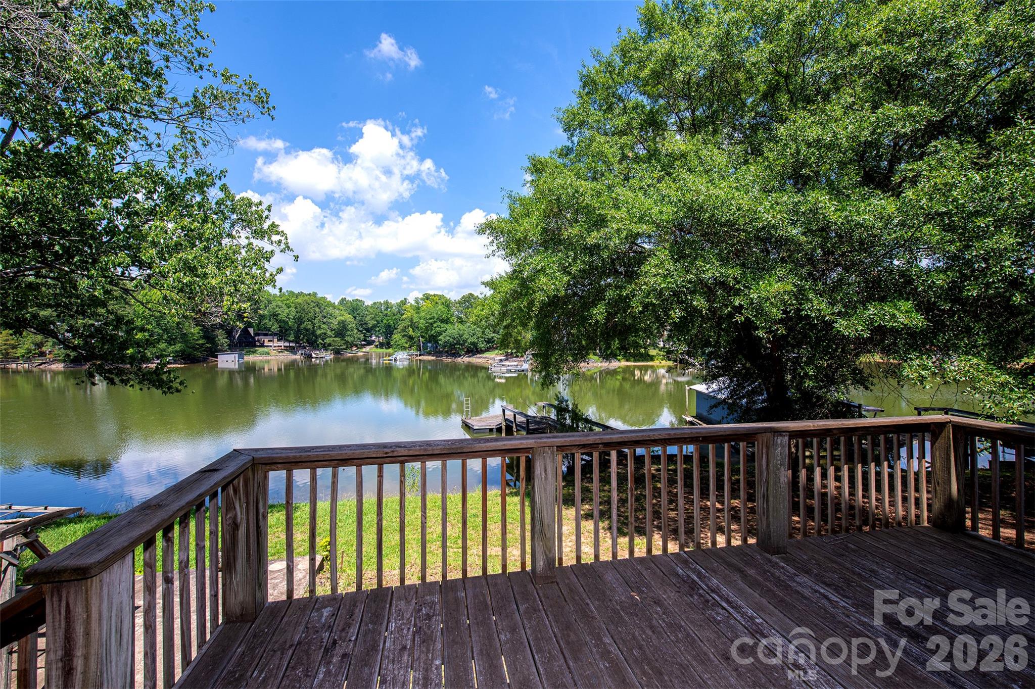 15722 Rhinehill Road — Charlotte