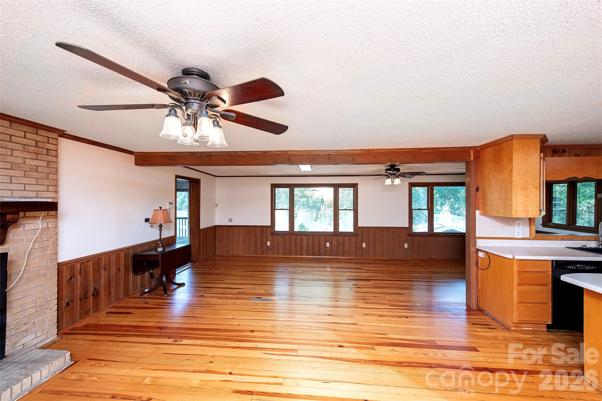 15722 Rhinehill Road — Charlotte