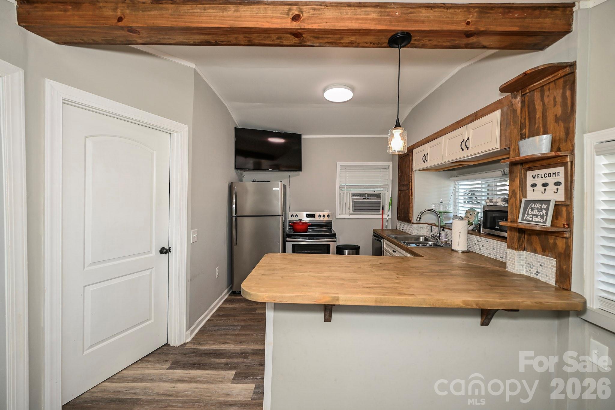 125 Hollywood Trail — Mount Gilead
