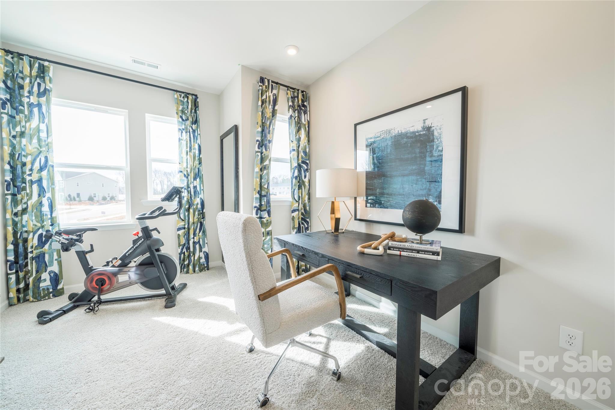 6041 Longar Lane — Charlotte