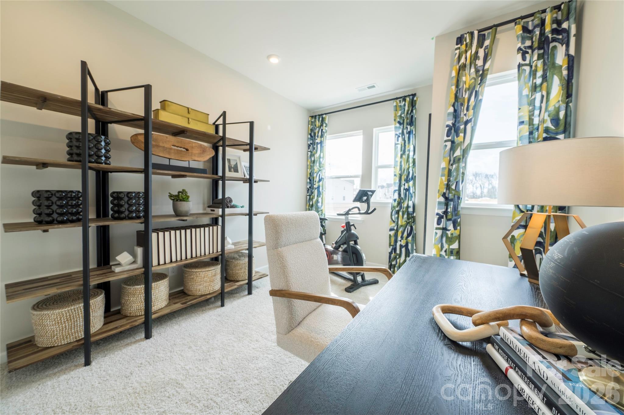 6041 Longar Lane — Charlotte