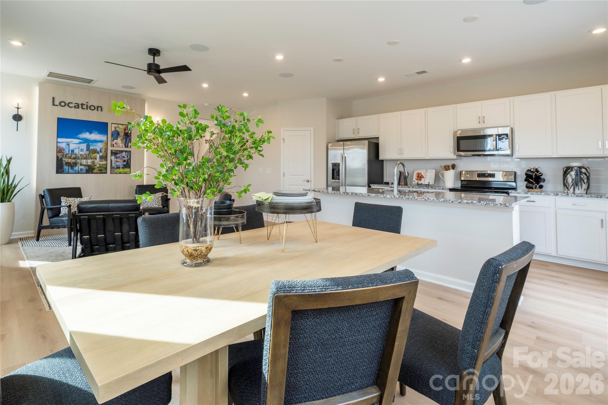 6041 Longar Lane — Charlotte