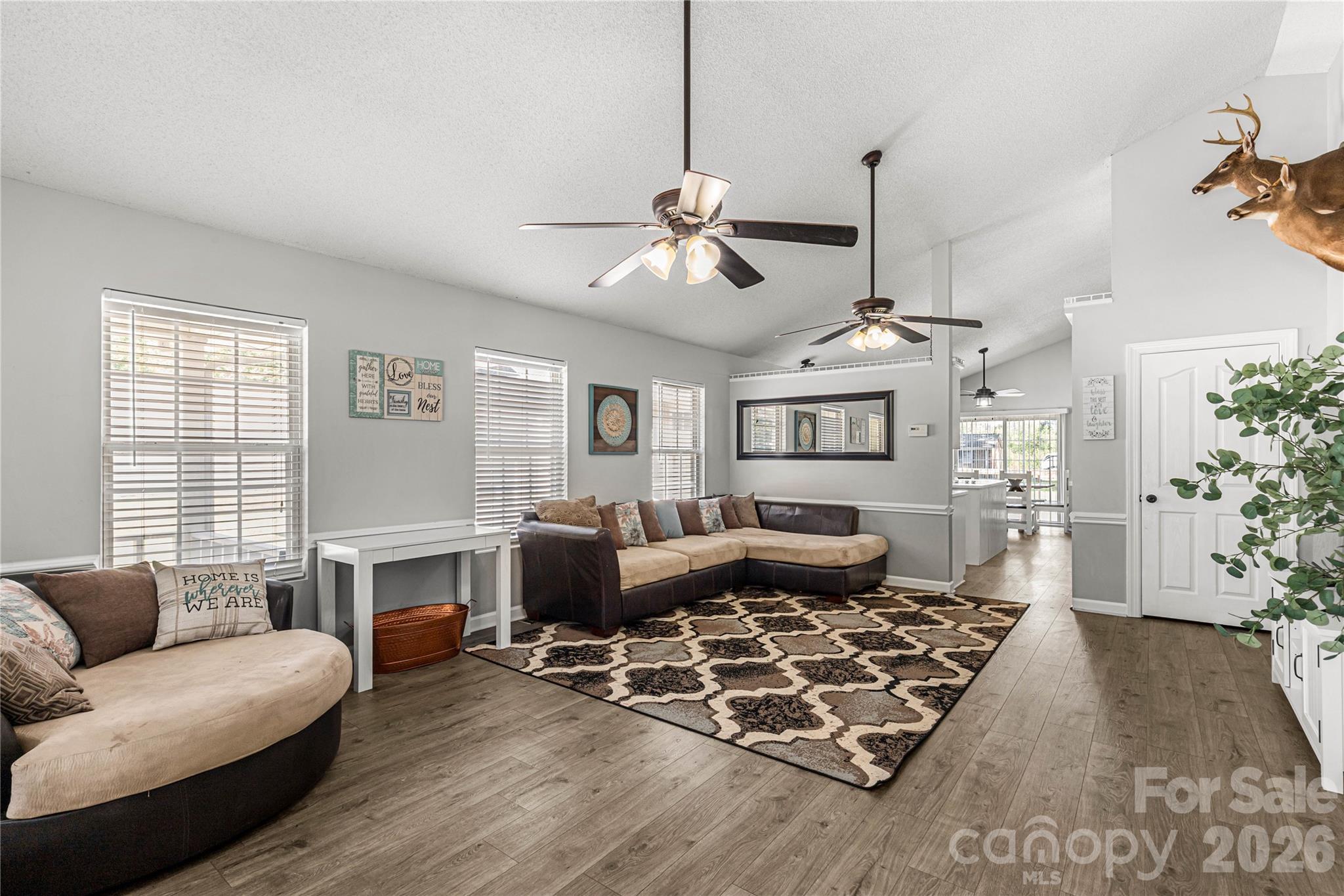 4535 Taxahaw Road — Lancaster