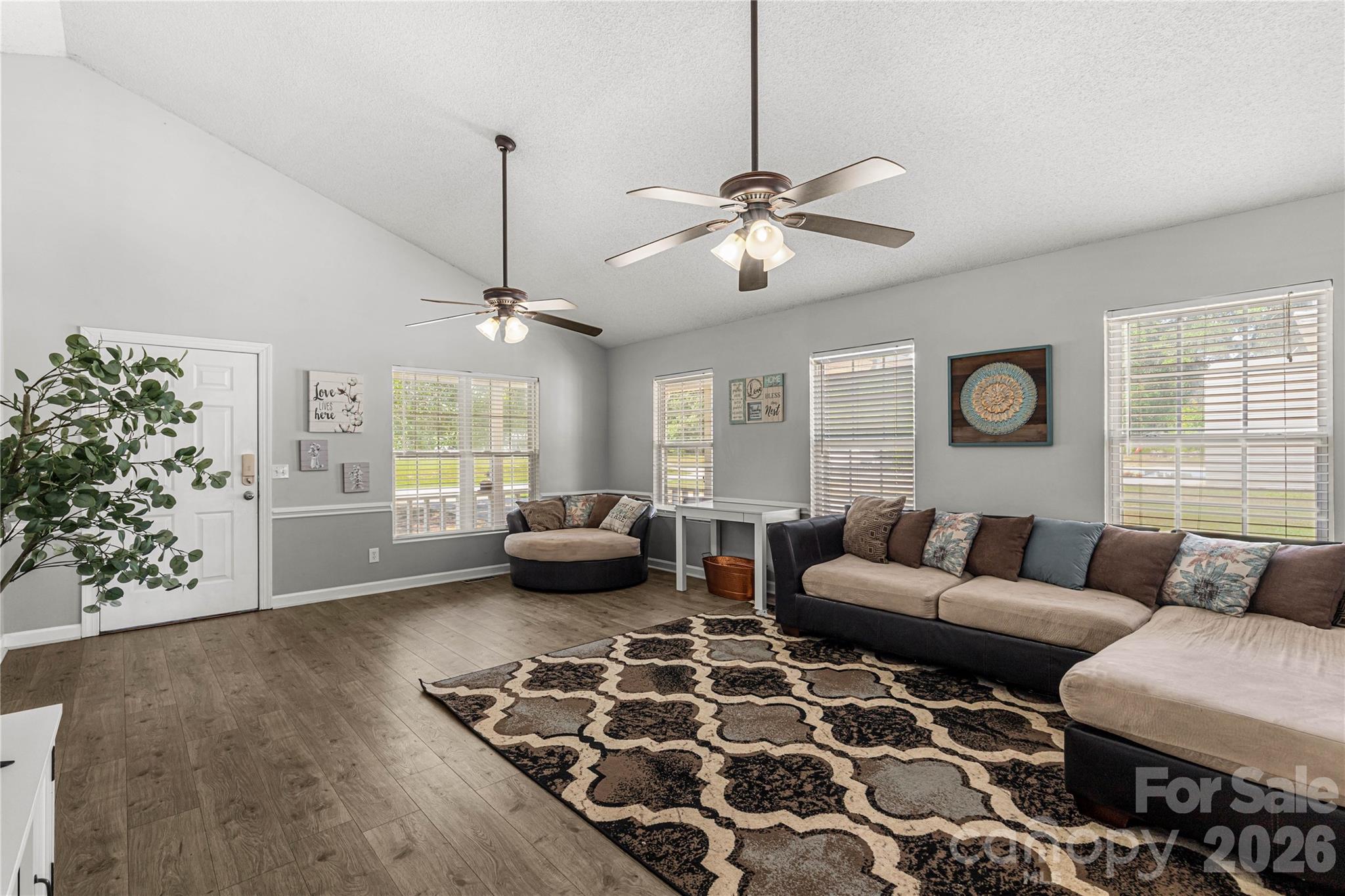 4535 Taxahaw Road — Lancaster