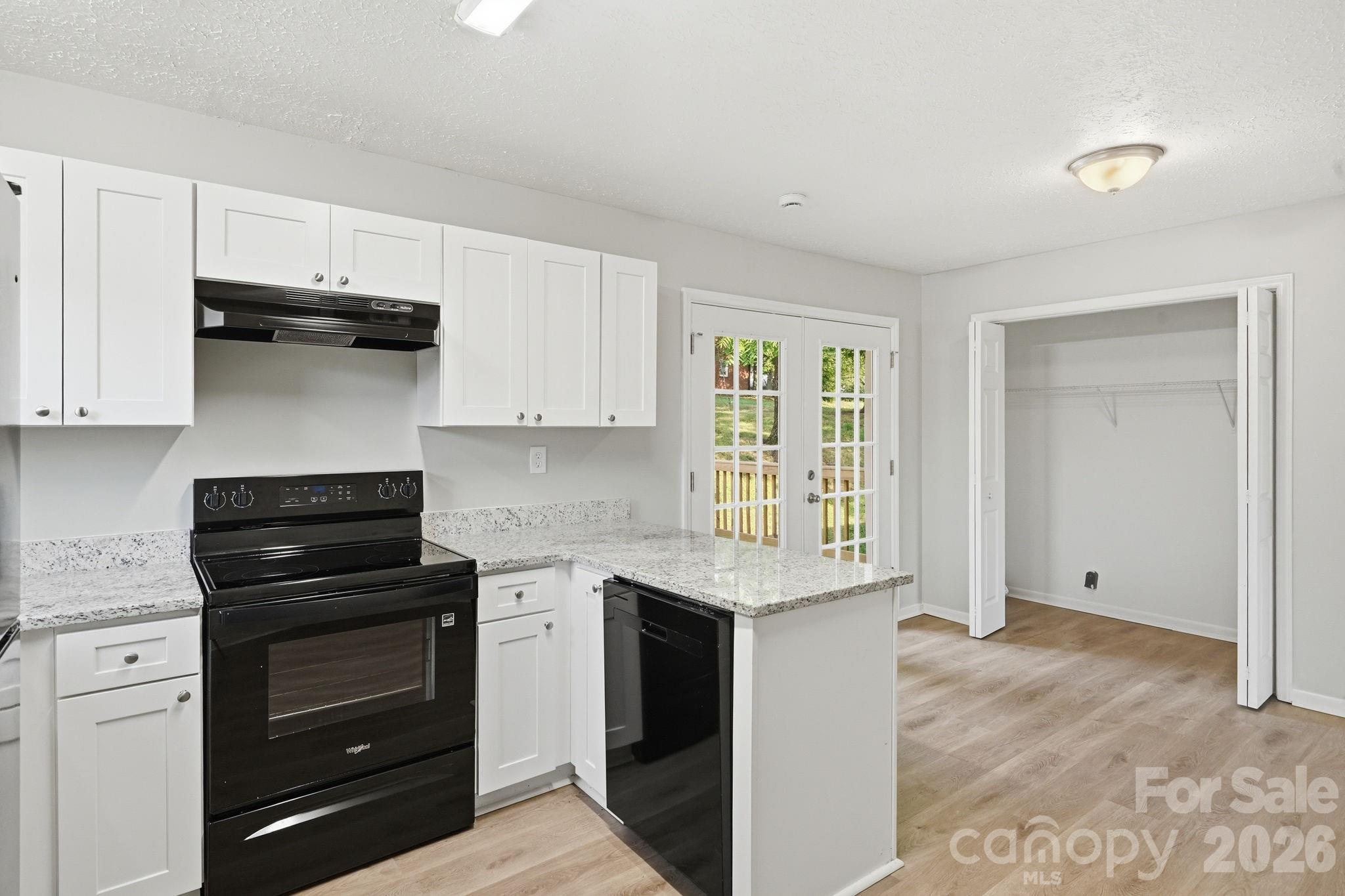 202 Cooke Circle — Kings Mountain