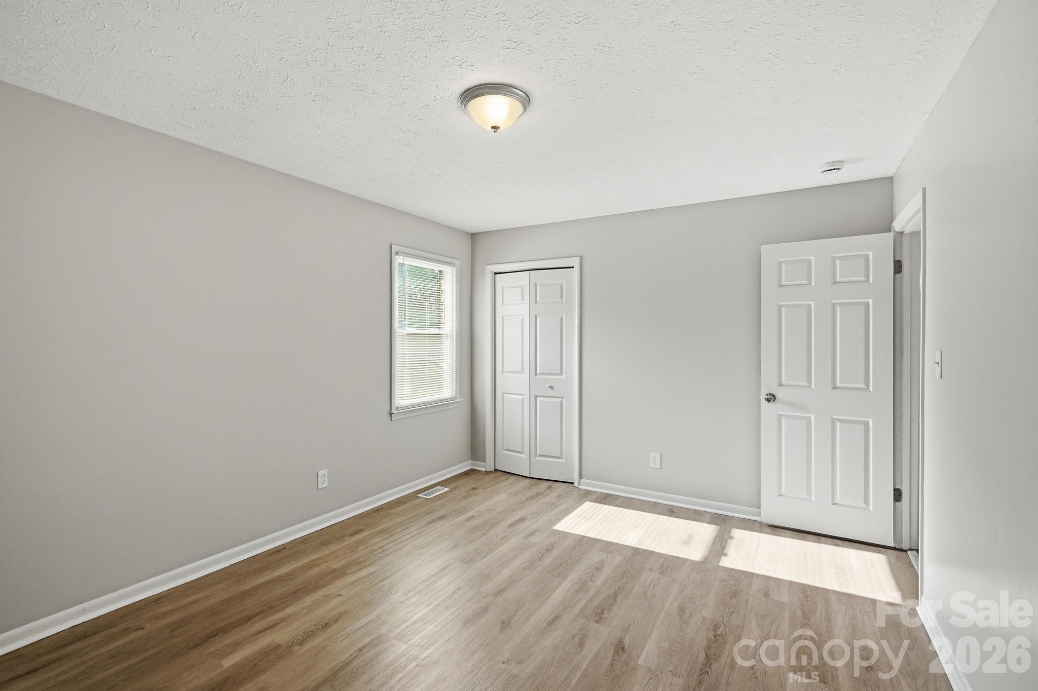 202 Cooke Circle — Kings Mountain