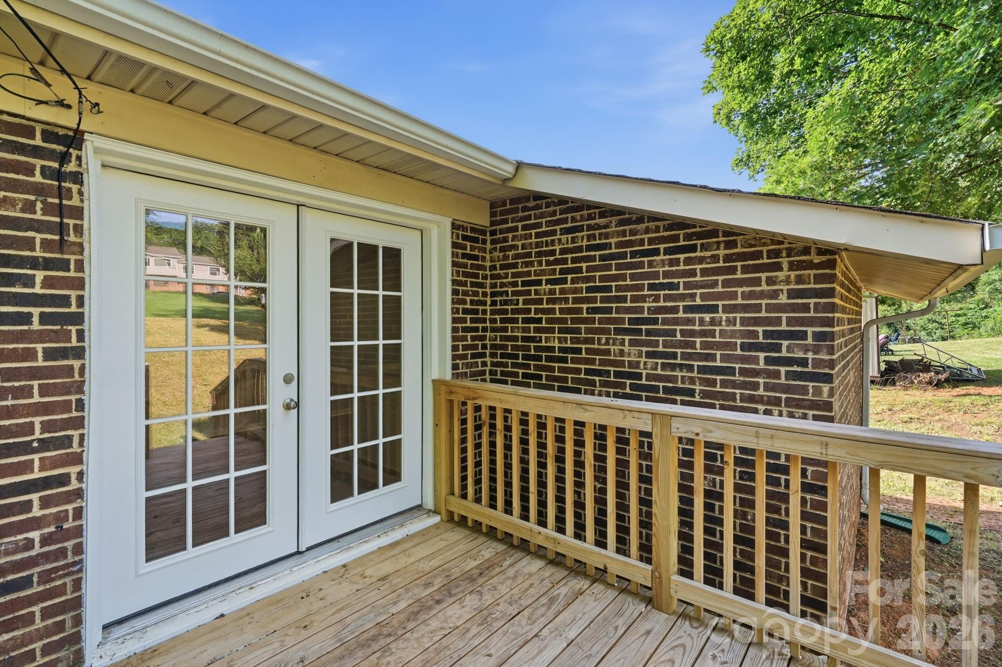 202 Cooke Circle — Kings Mountain