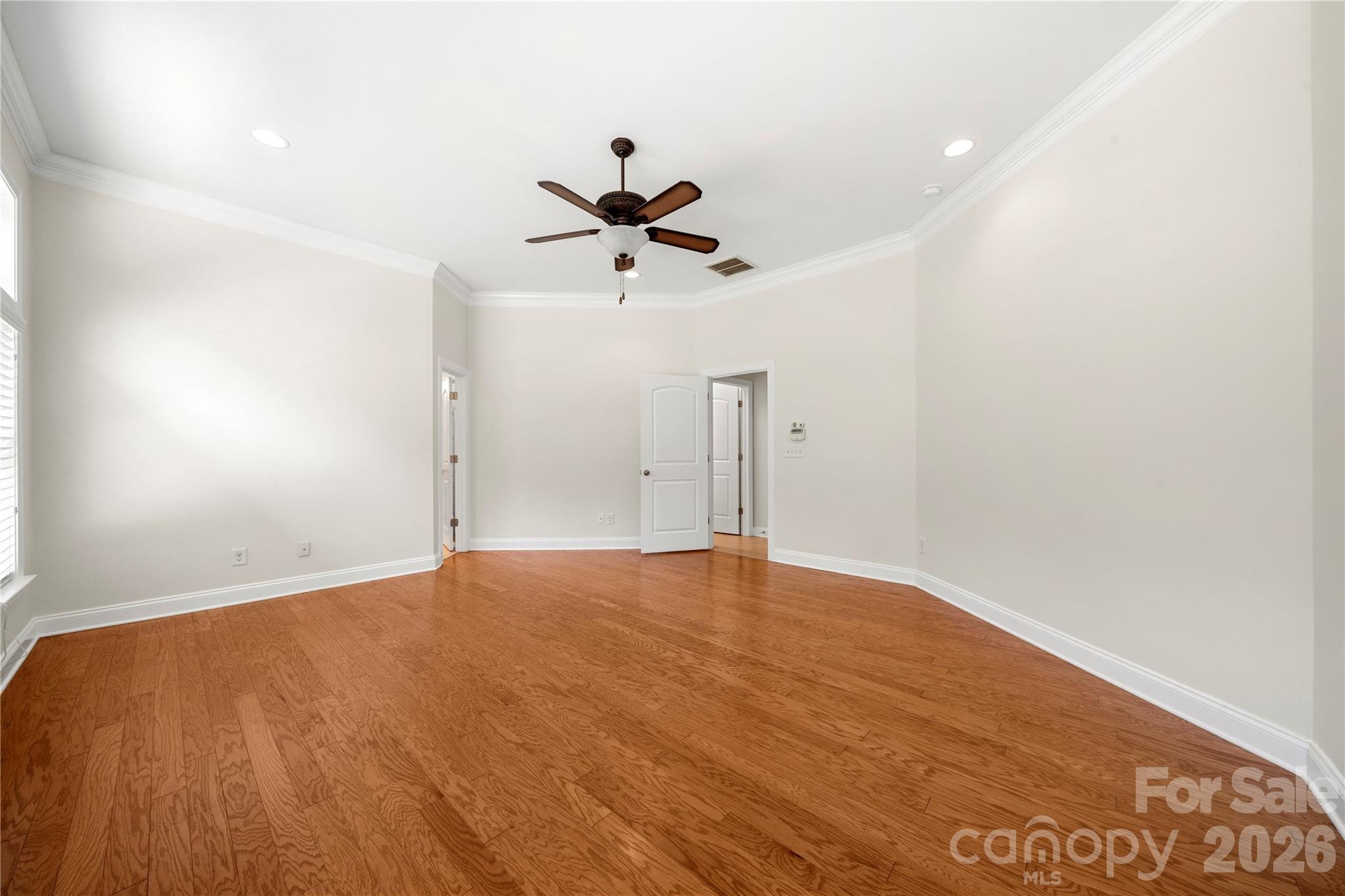 11316 Warfield Avenue — Huntersville