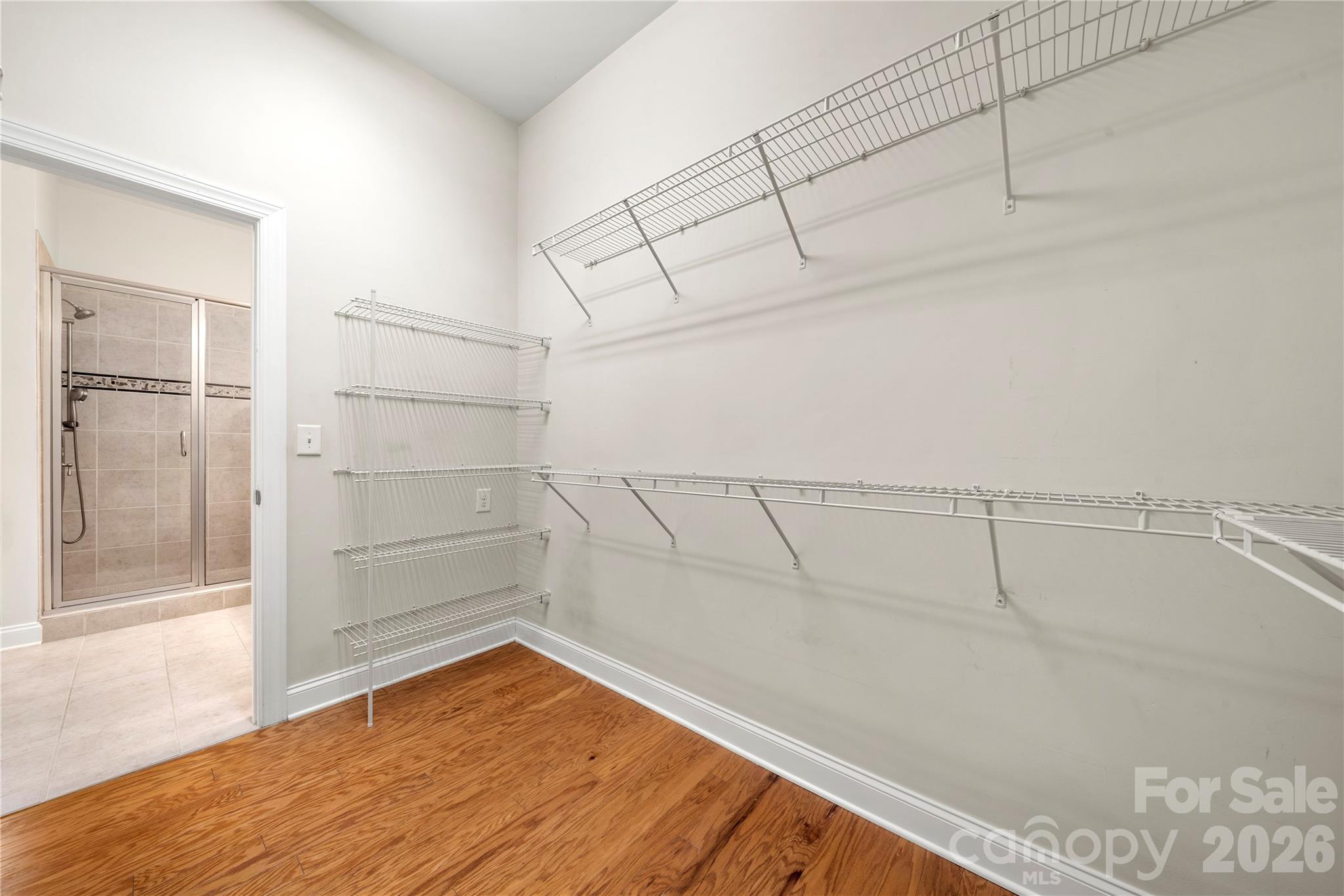 11316 Warfield Avenue — Huntersville