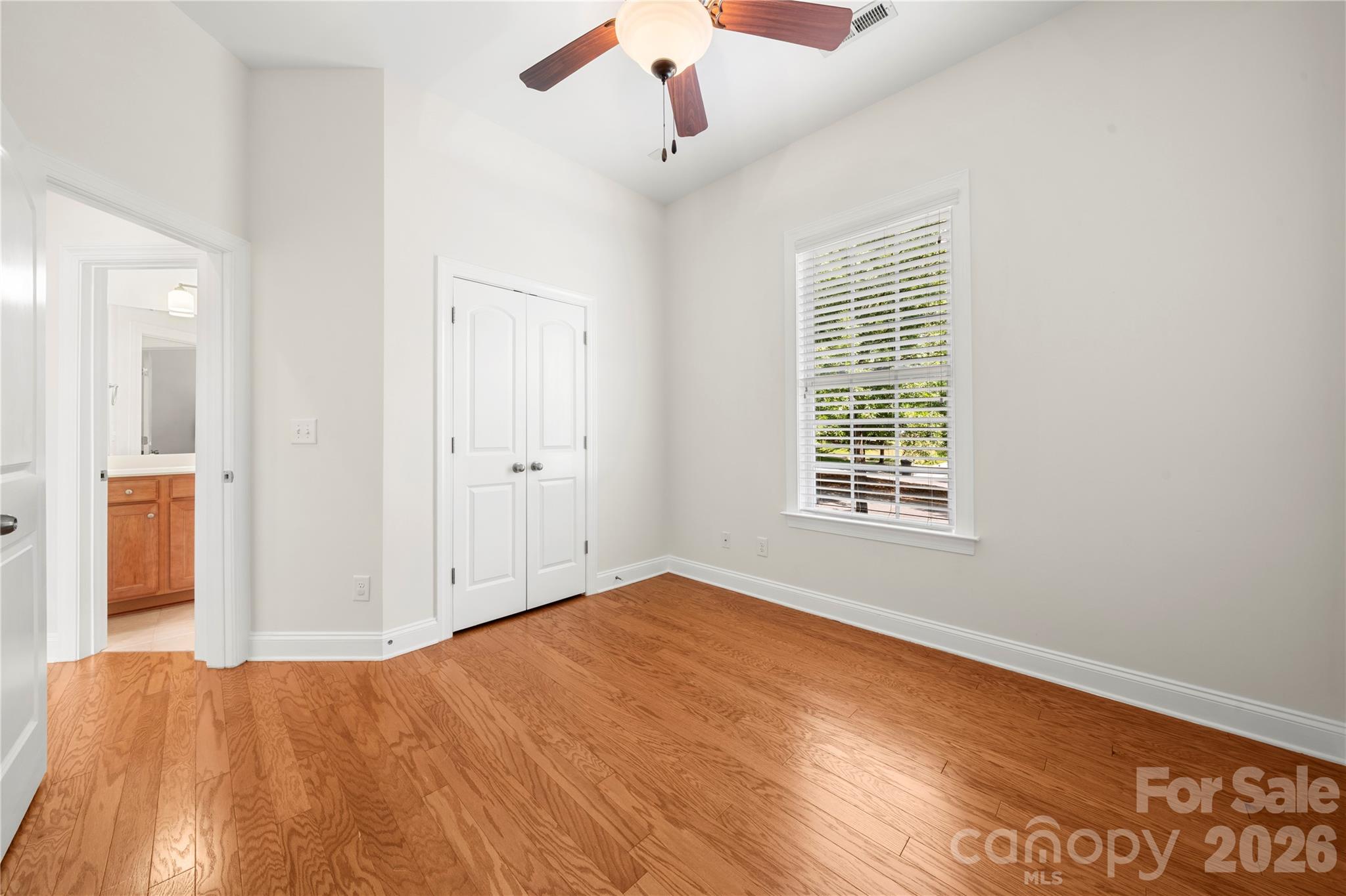 11316 Warfield Avenue — Huntersville