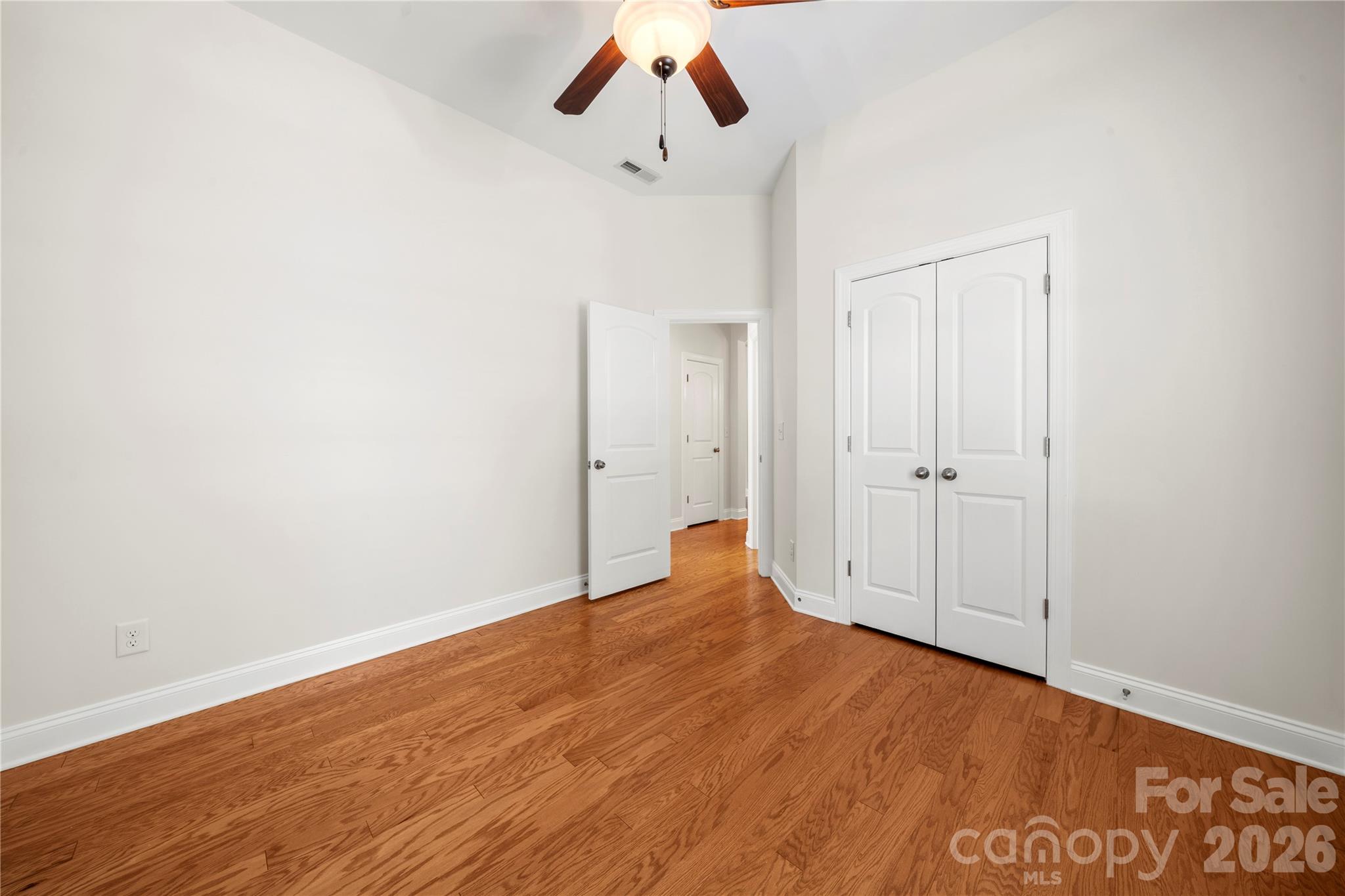 11316 Warfield Avenue — Huntersville
