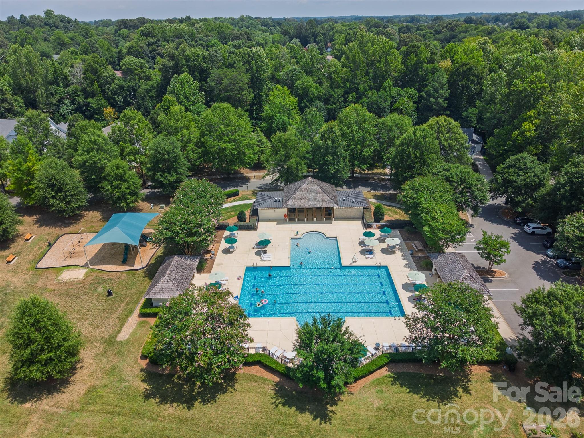 11316 Warfield Avenue — Huntersville