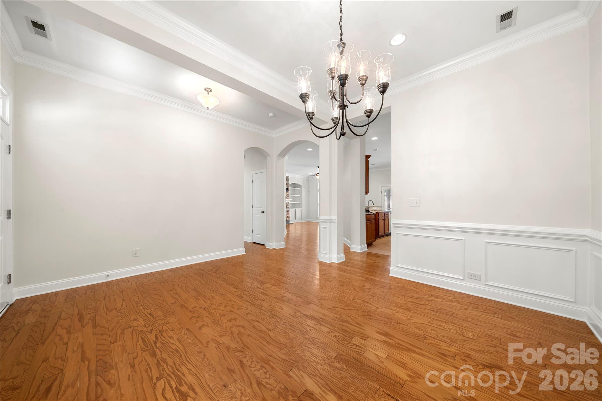 11316 Warfield Avenue — Huntersville