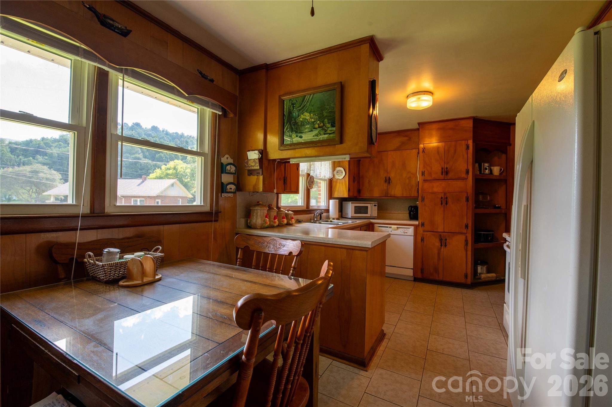 40 Double Island Road — Burnsville