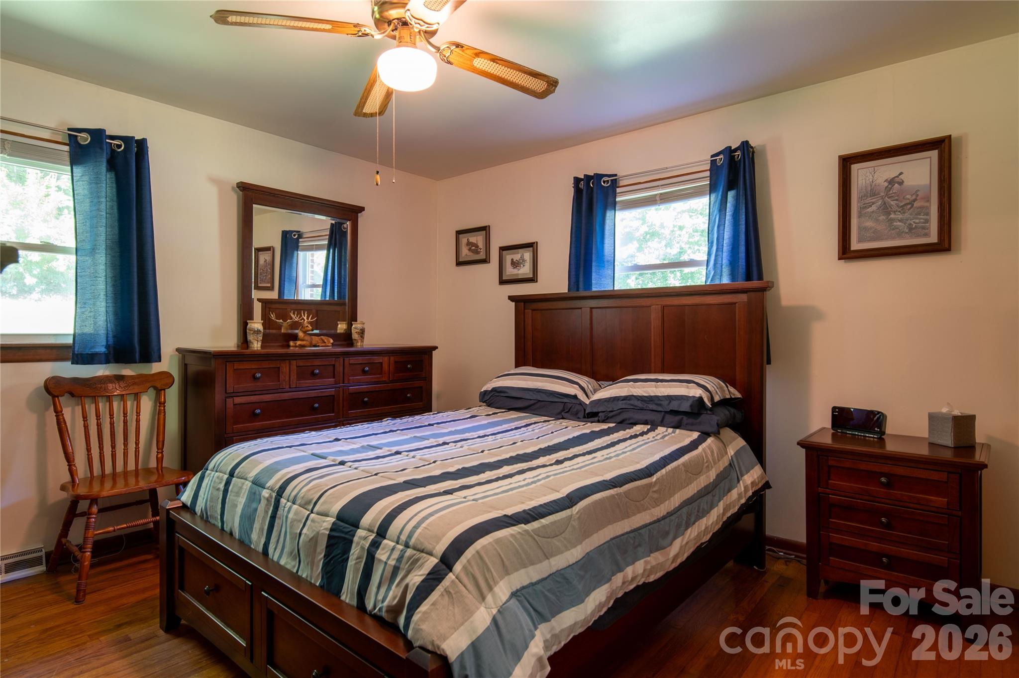 40 Double Island Road — Burnsville