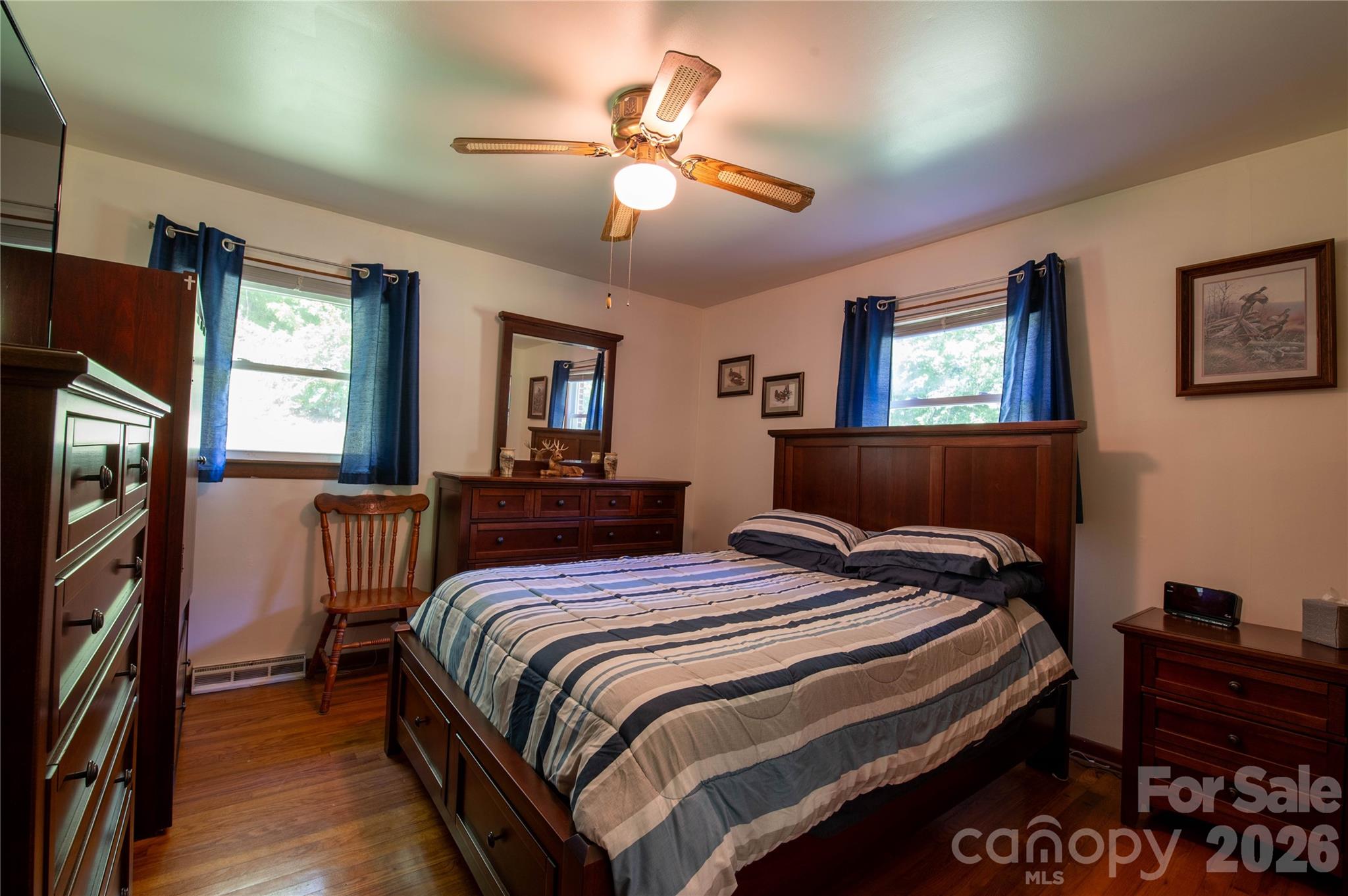 40 Double Island Road — Burnsville