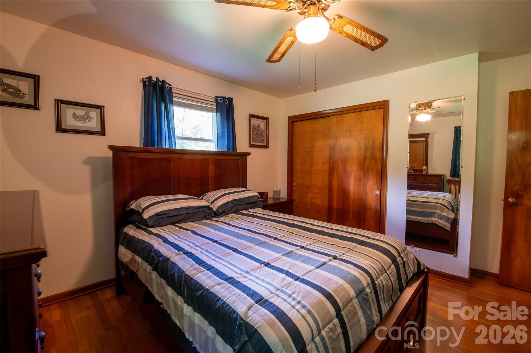 40 Double Island Road — Burnsville