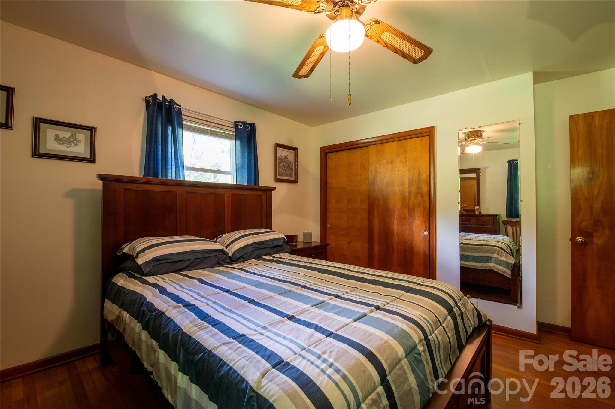 40 Double Island Road — Burnsville