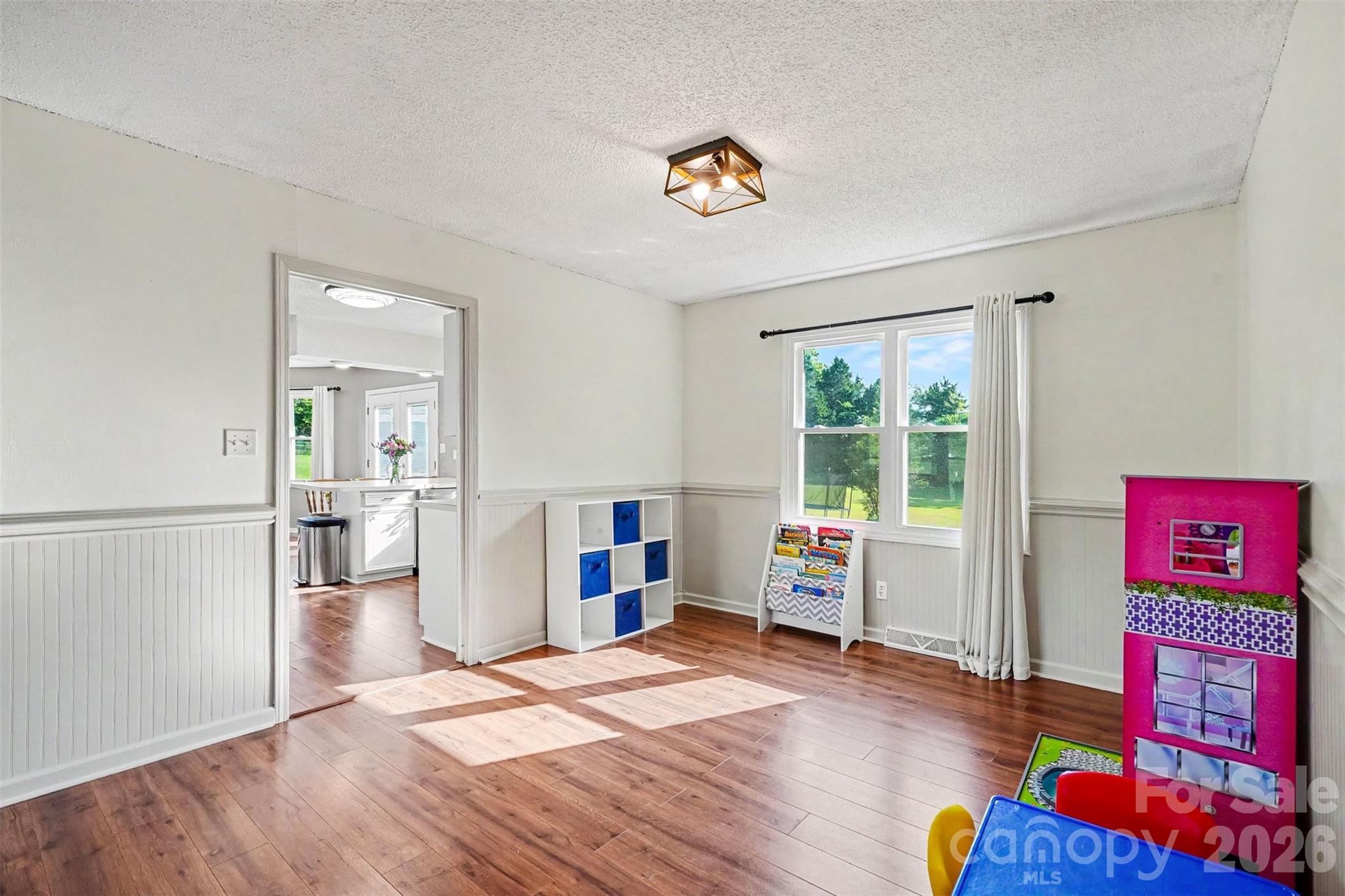 114 Redbird Lane — Rockwell