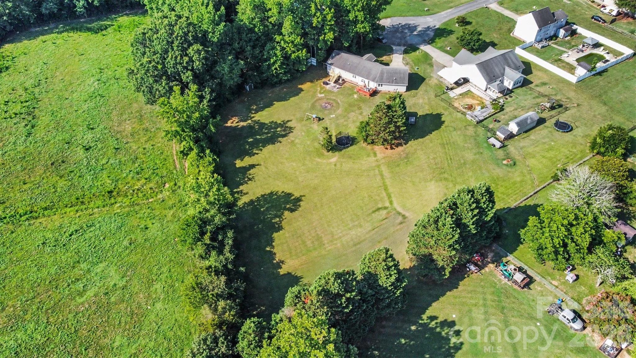 114 Redbird Lane — Rockwell