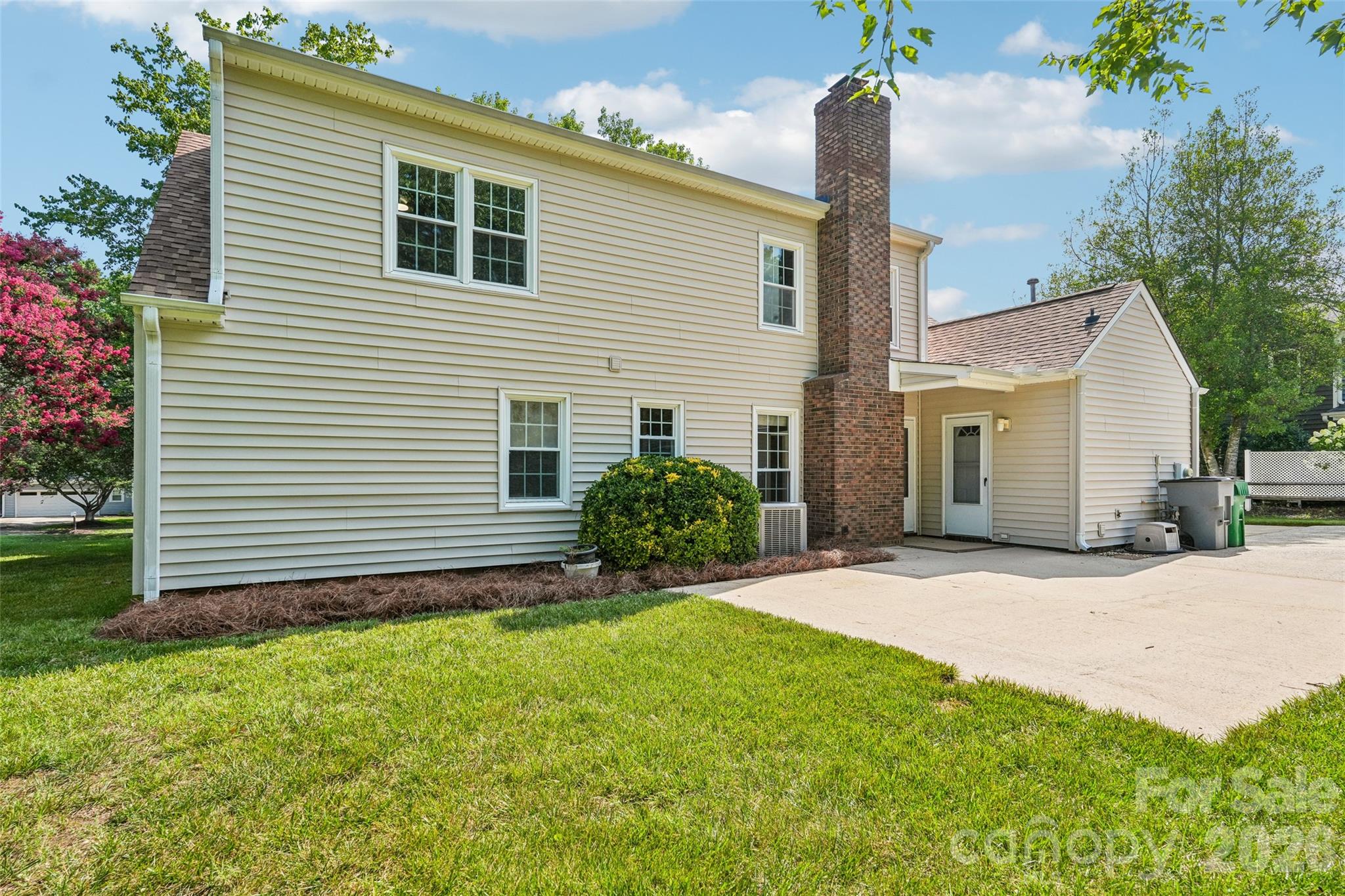 11616 Parks Farm Lane — Charlotte