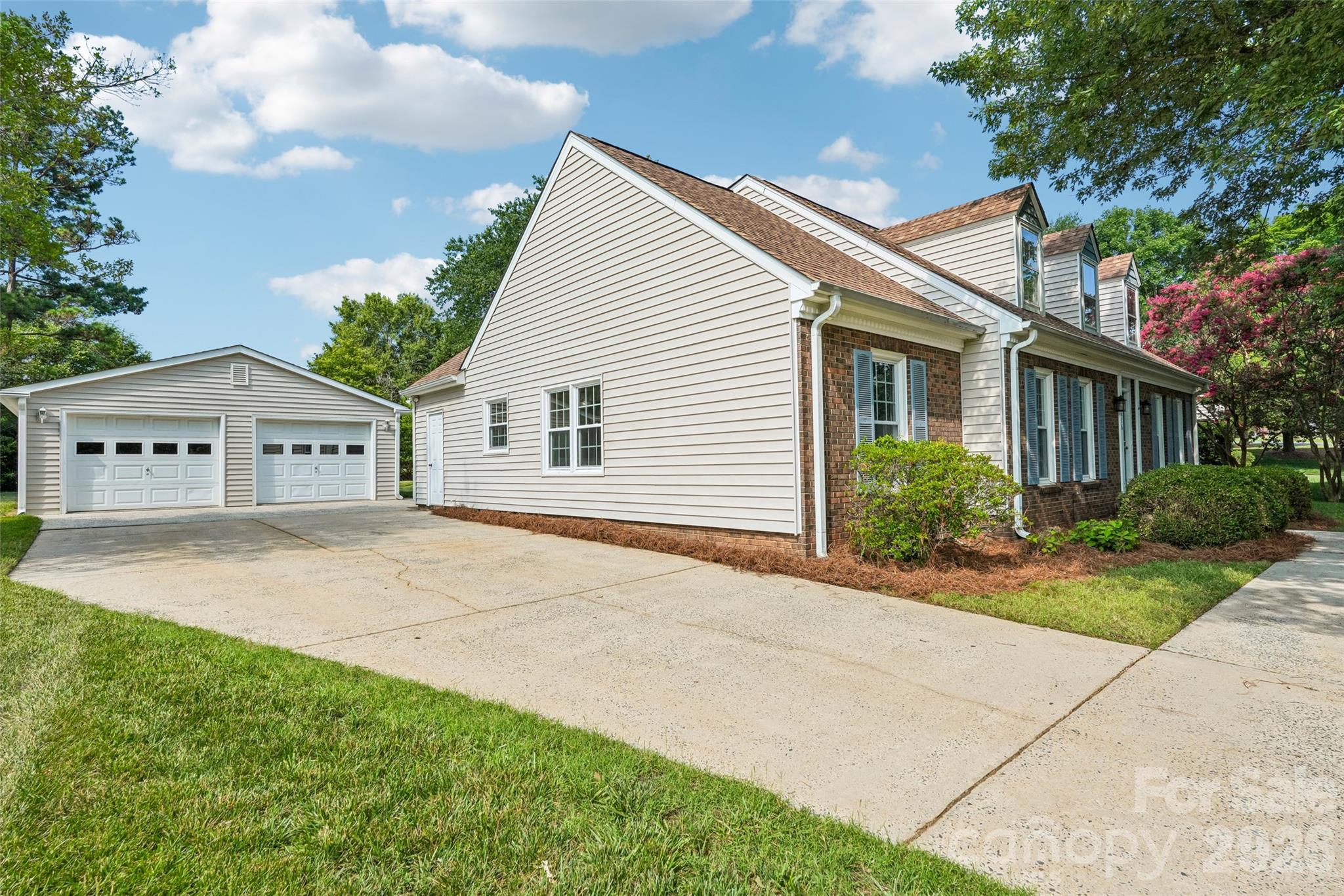 11616 Parks Farm Lane — Charlotte