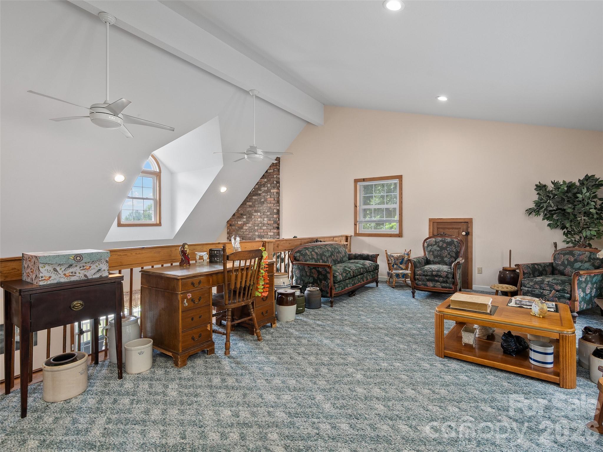 81 Aldens Way — Clyde