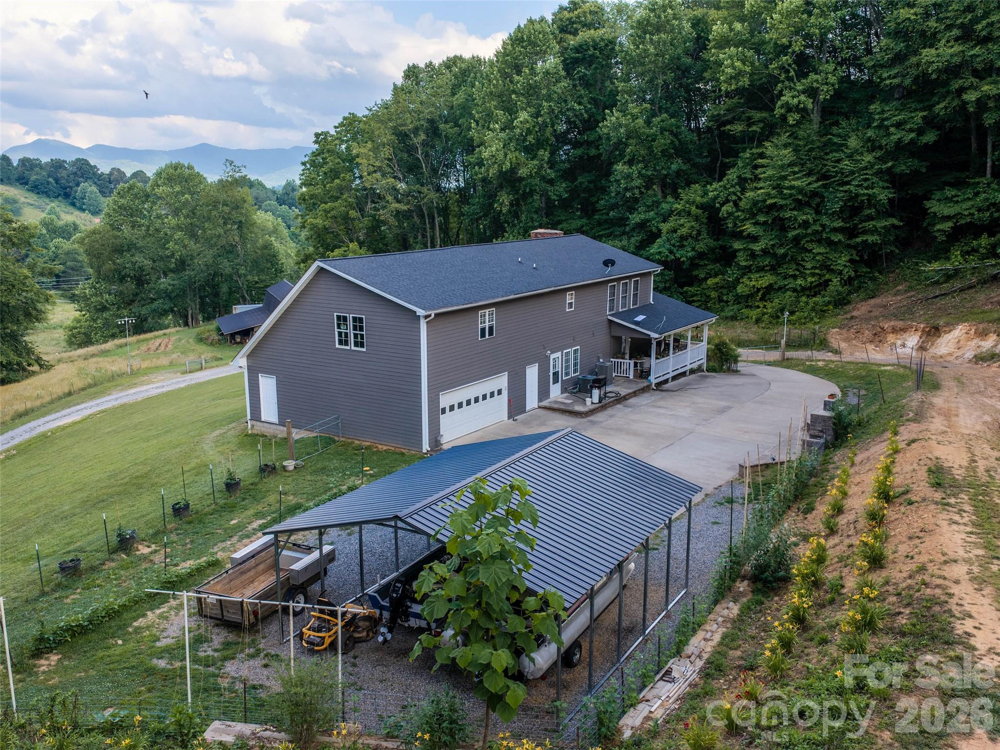 81 Aldens Way — Clyde