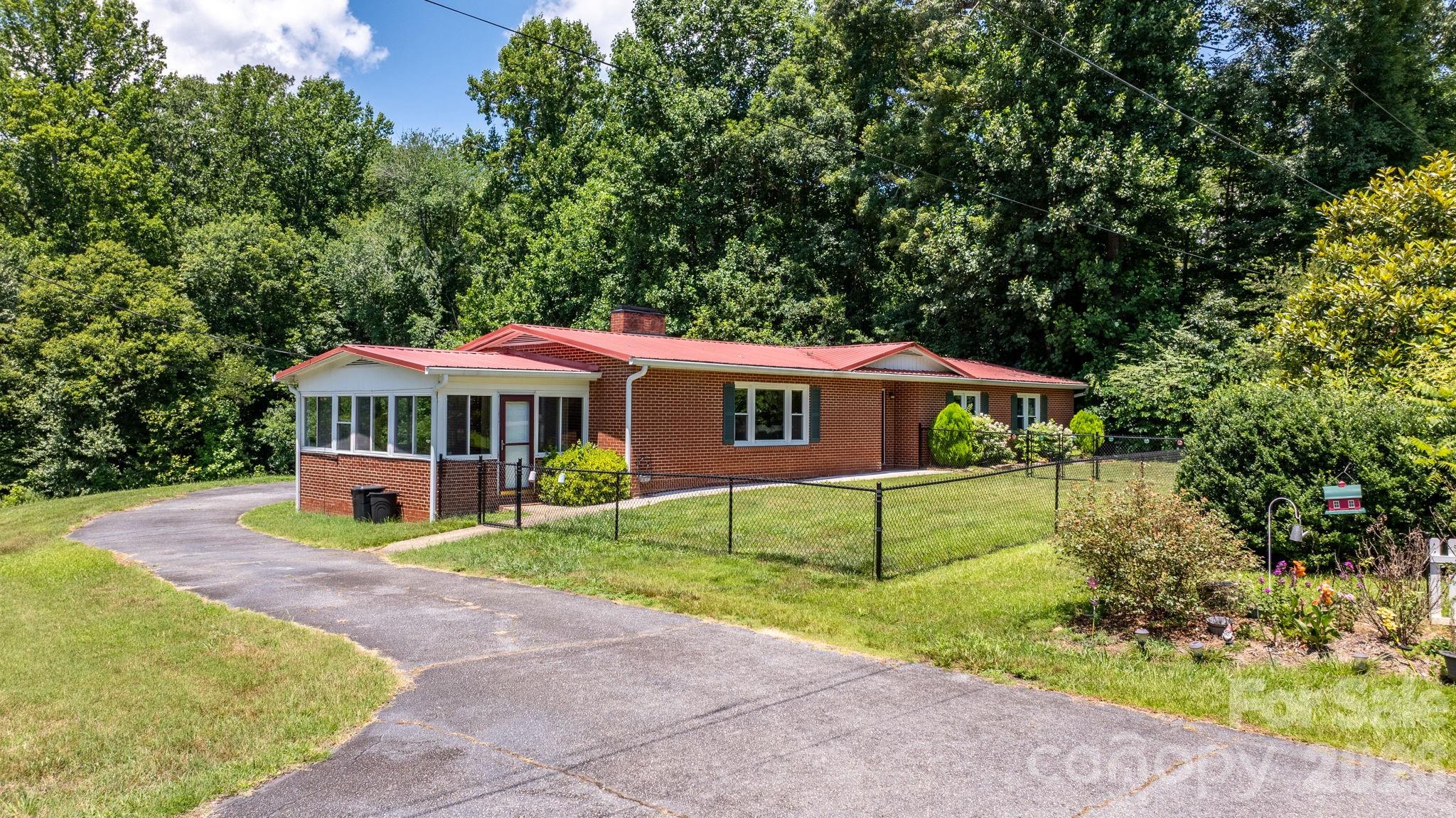 6264 US 221 Highway S — Marion