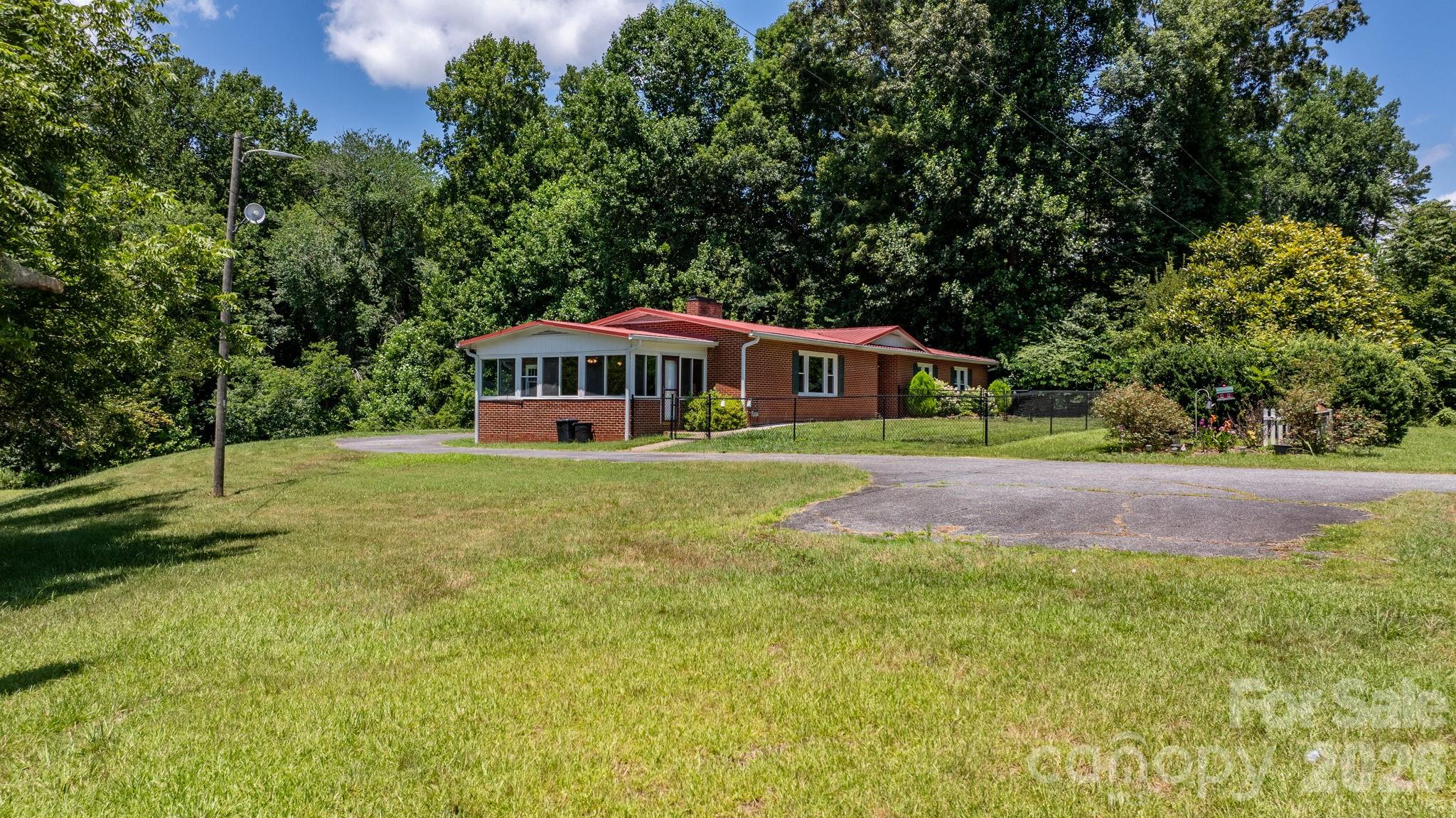 6264 US 221 Highway S — Marion