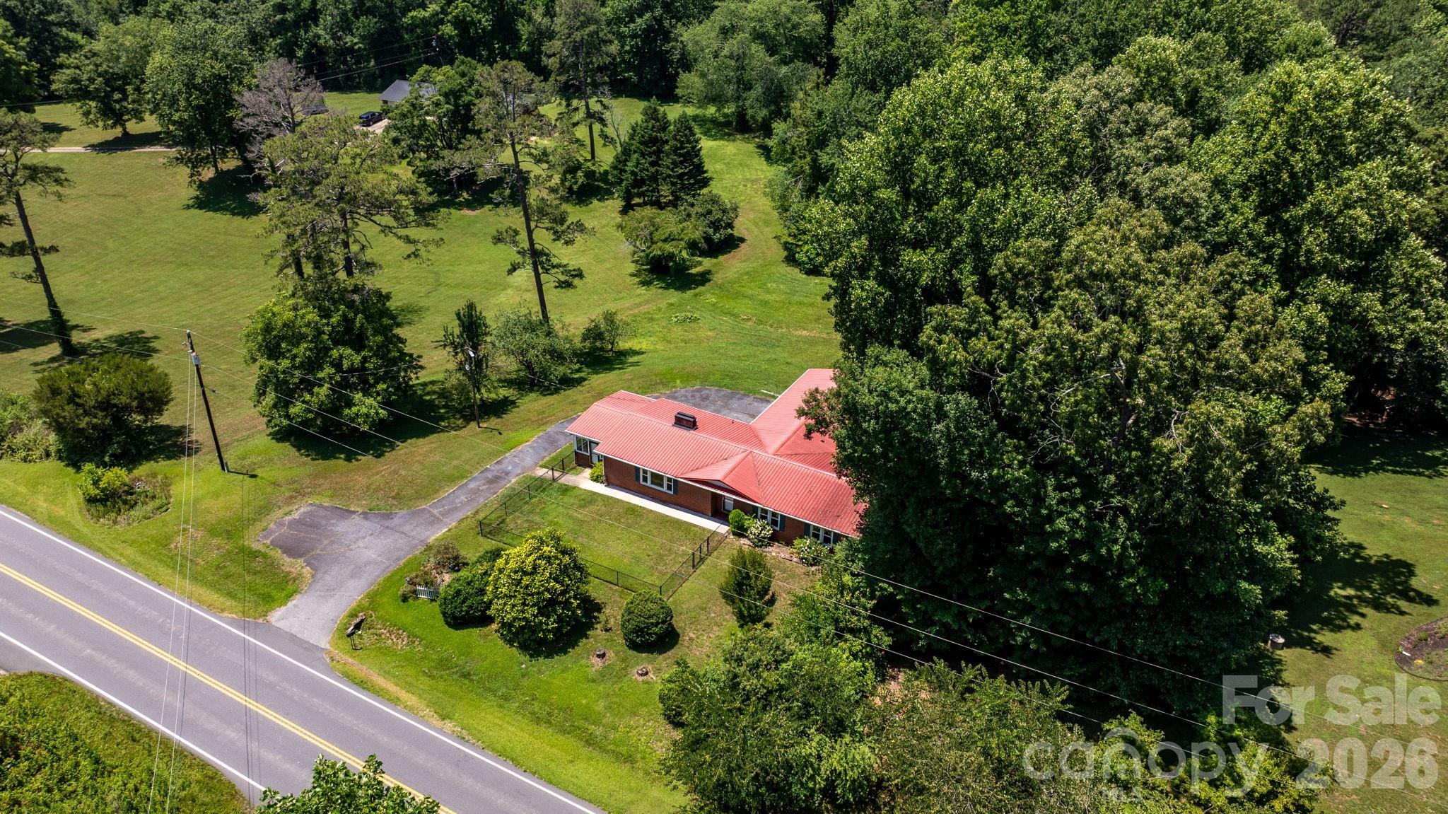 6264 US 221 Highway S — Marion