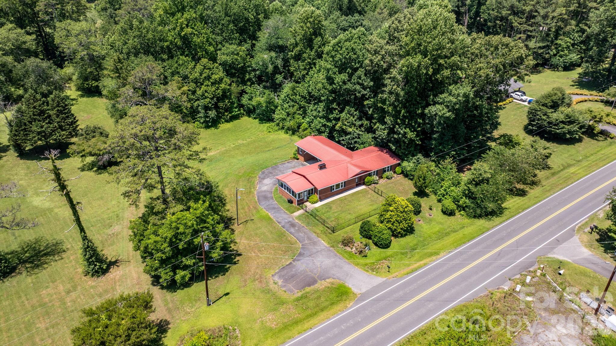 6264 US 221 Highway S — Marion