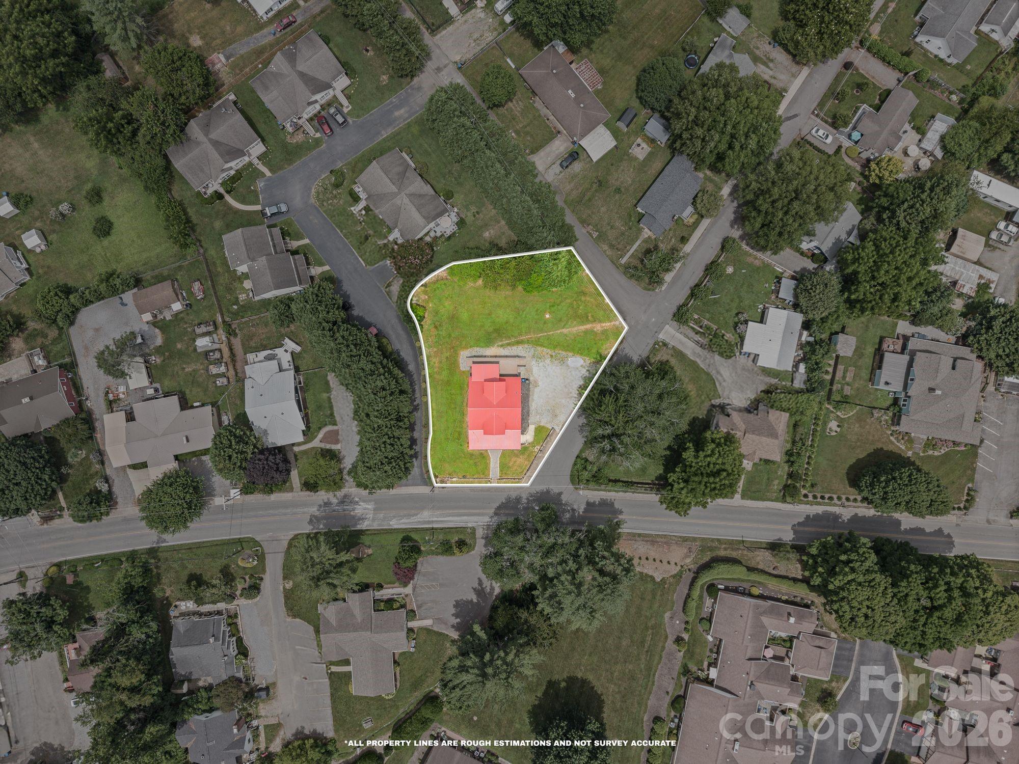 1434 S Main Street — Waynesville