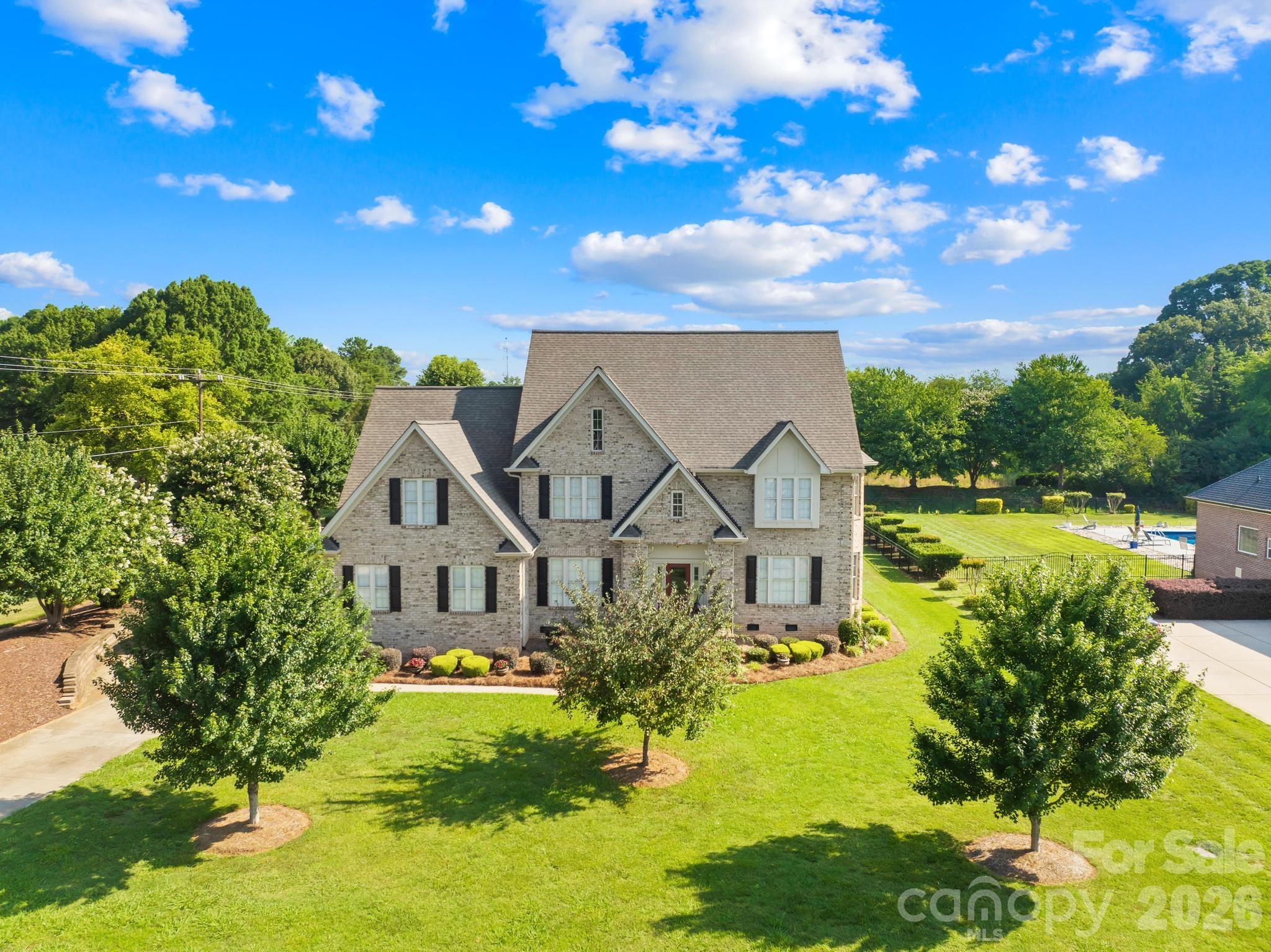 105 Mandarin Drive — Mooresville