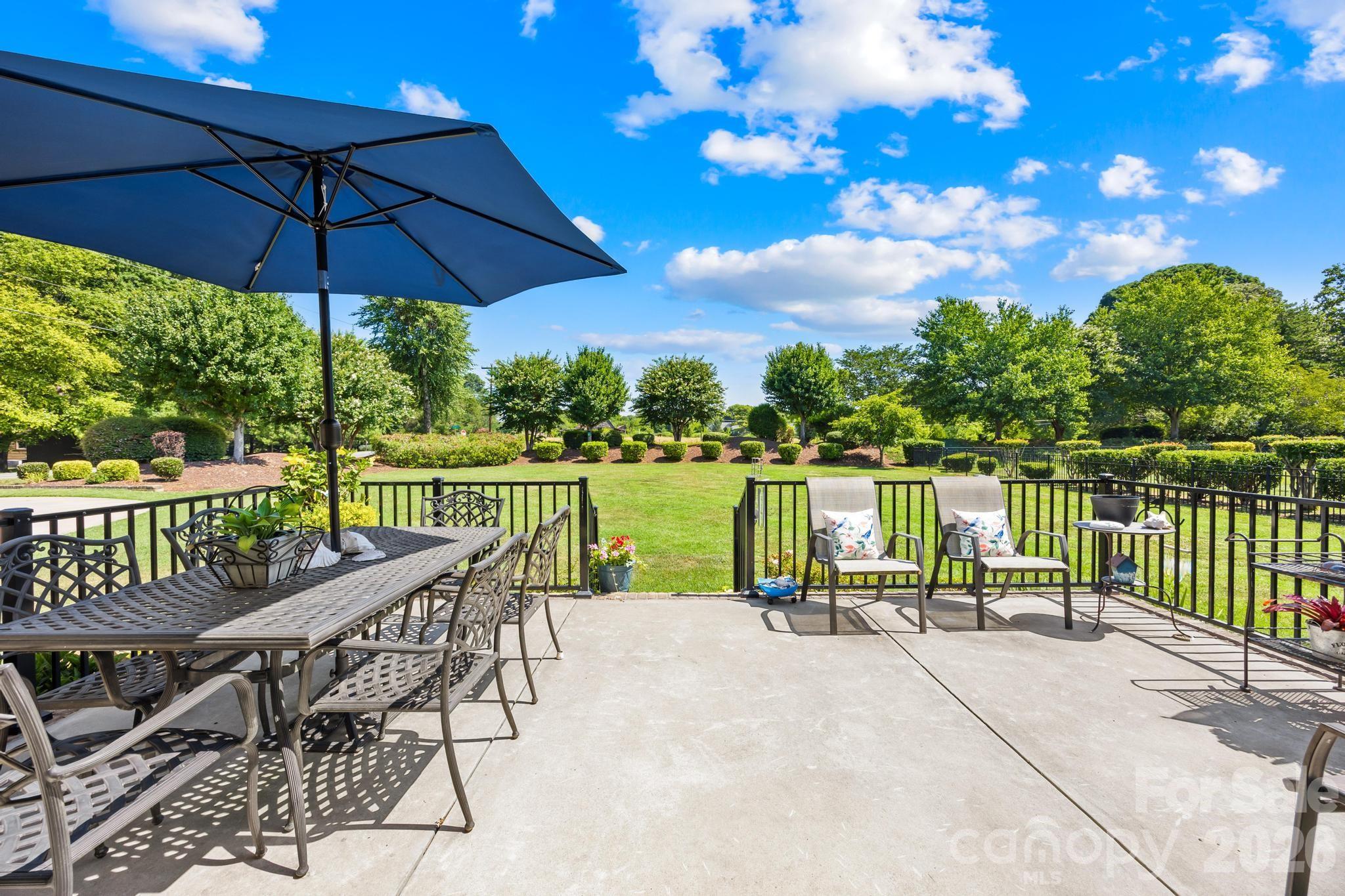 105 Mandarin Drive — Mooresville