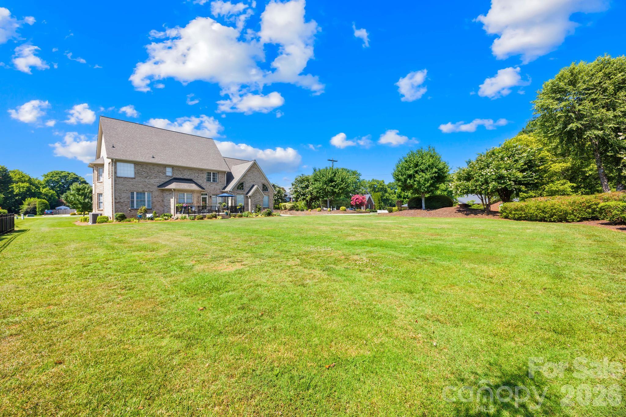 105 Mandarin Drive — Mooresville