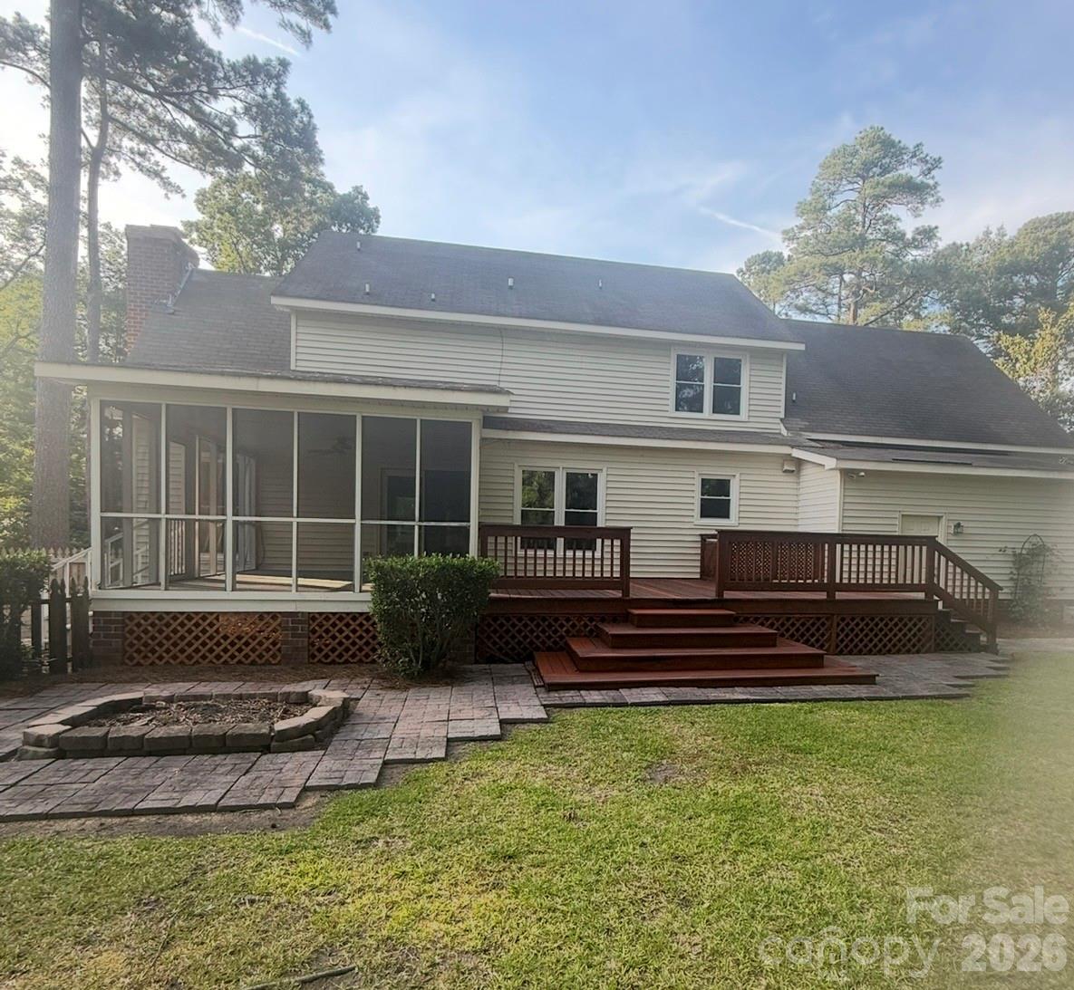 125 Bishop Drive — Winterville